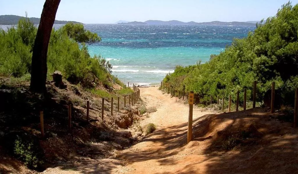 Nearby landmark in Hôtel Le Méditerranée