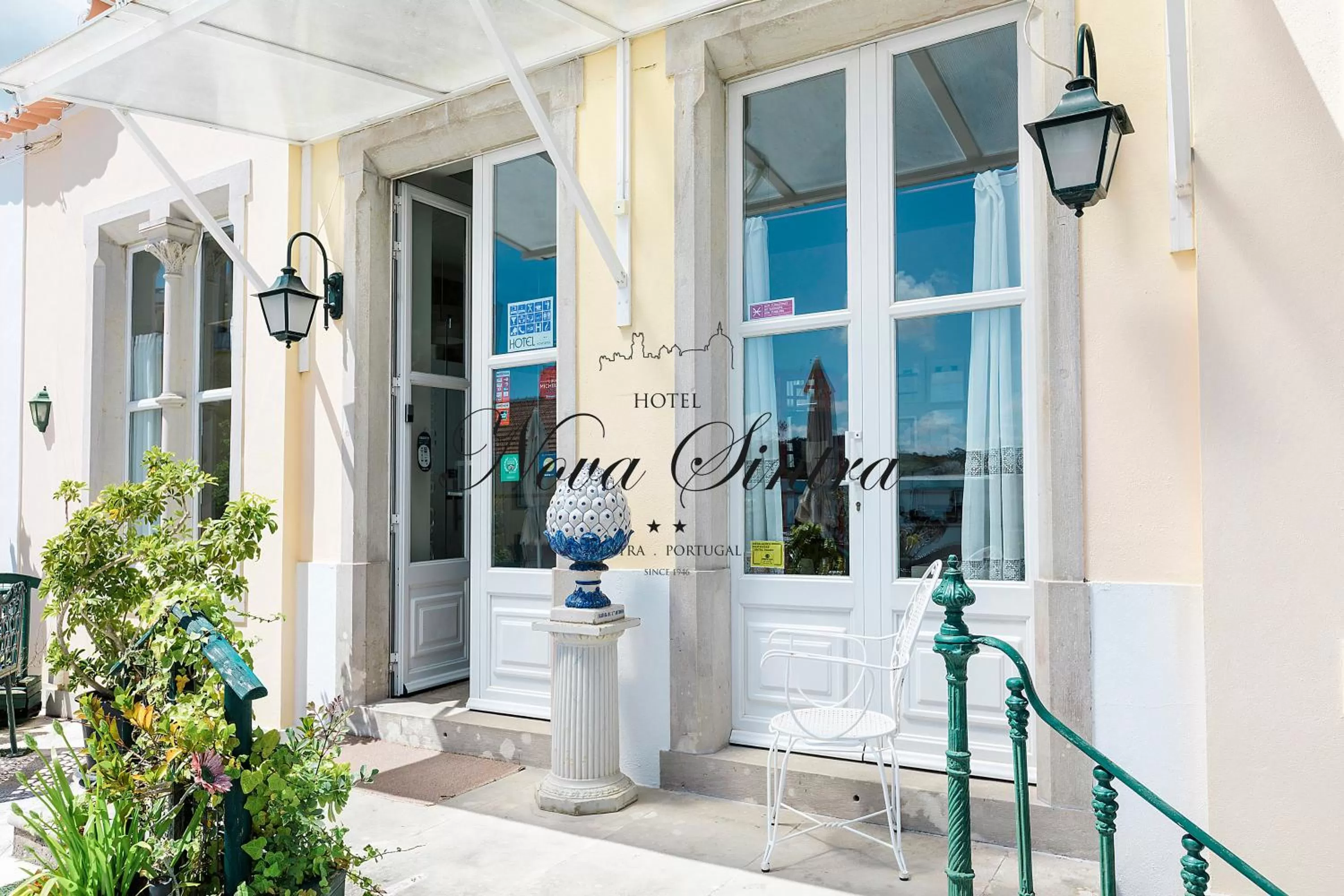 Facade/entrance in Hotel Nova Sintra - Adults only