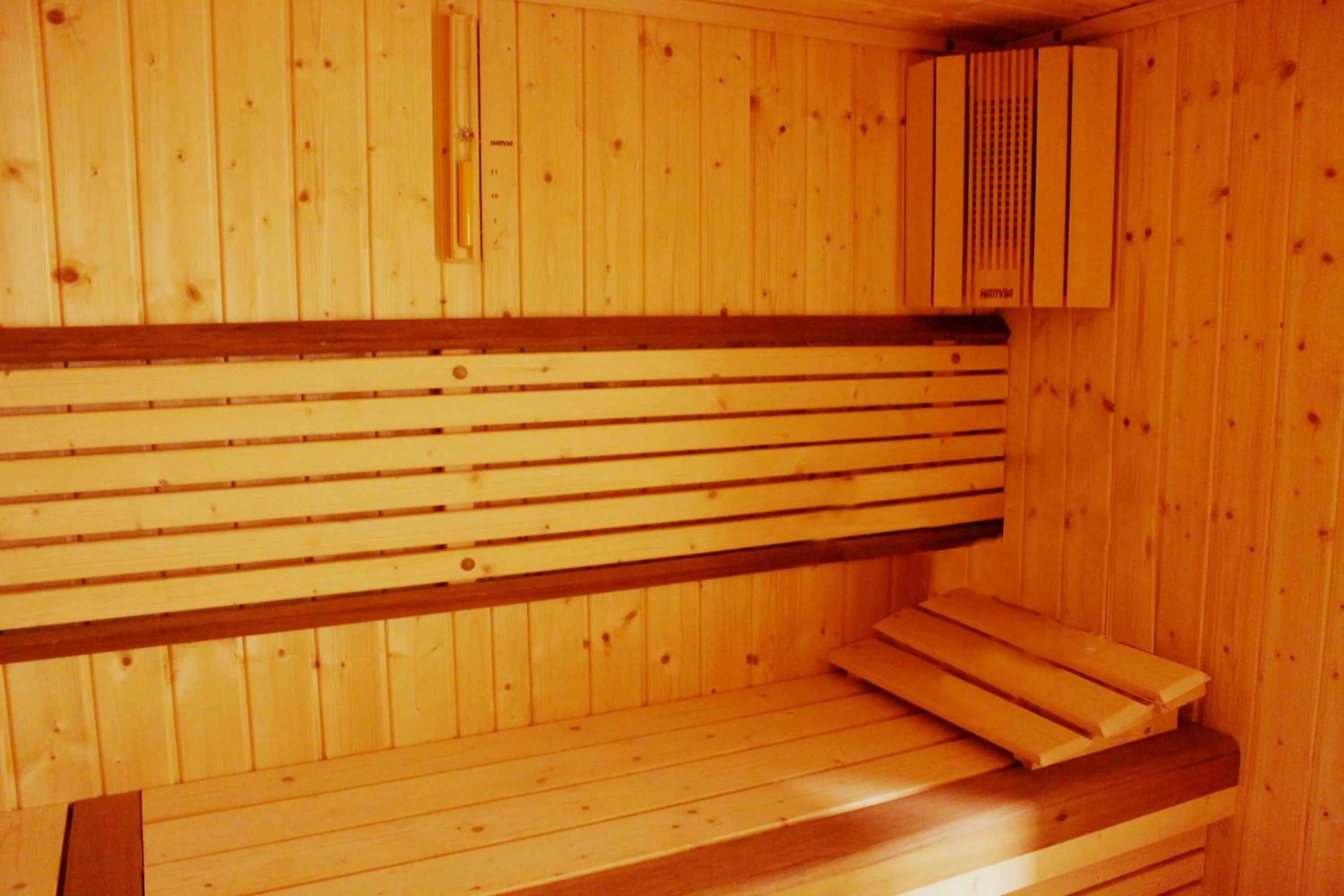 Sauna in Montreal Naif Hotel