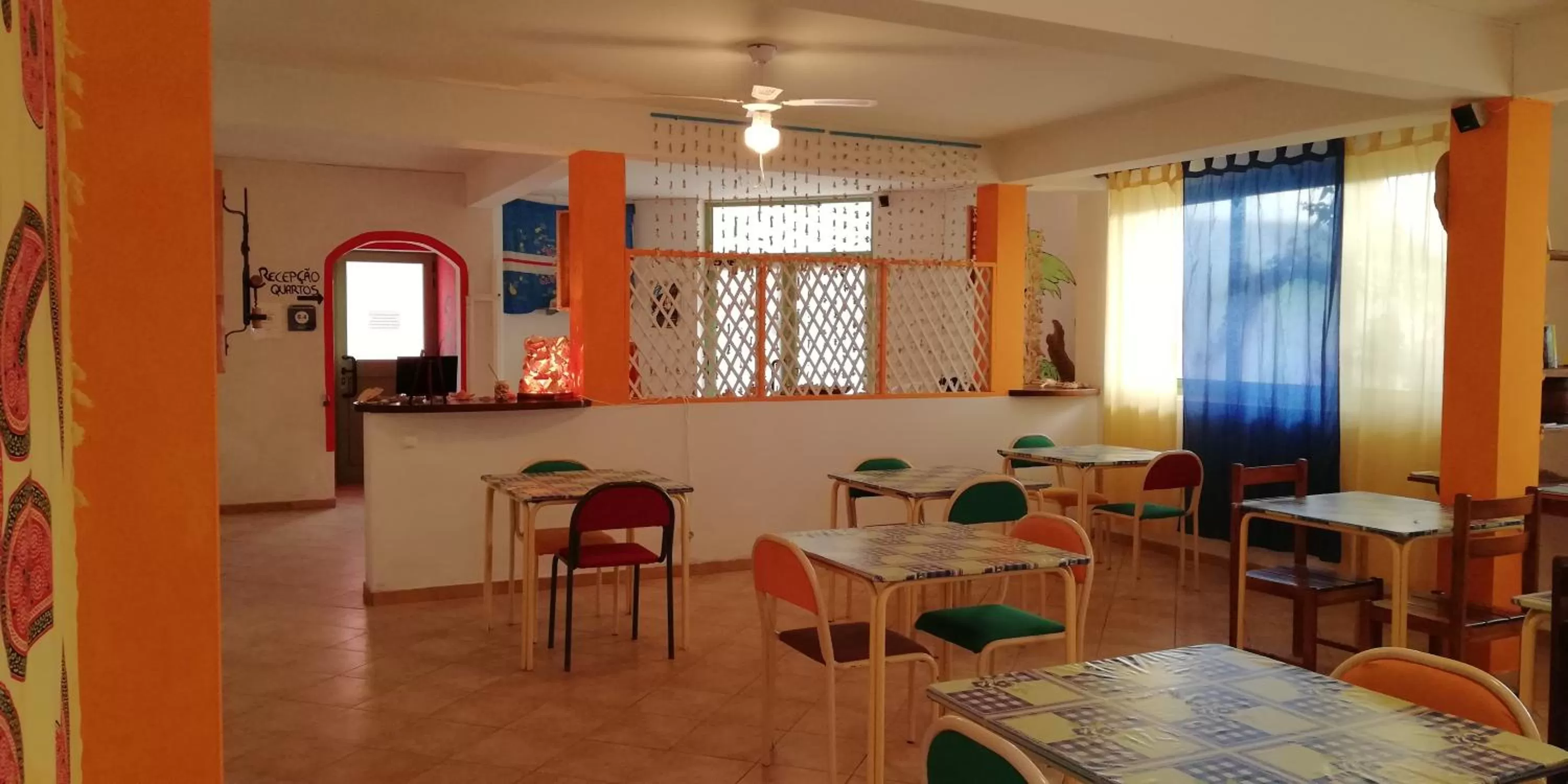 Restaurant/places to eat in B&B Salinas Boa Vista WiFi FREE