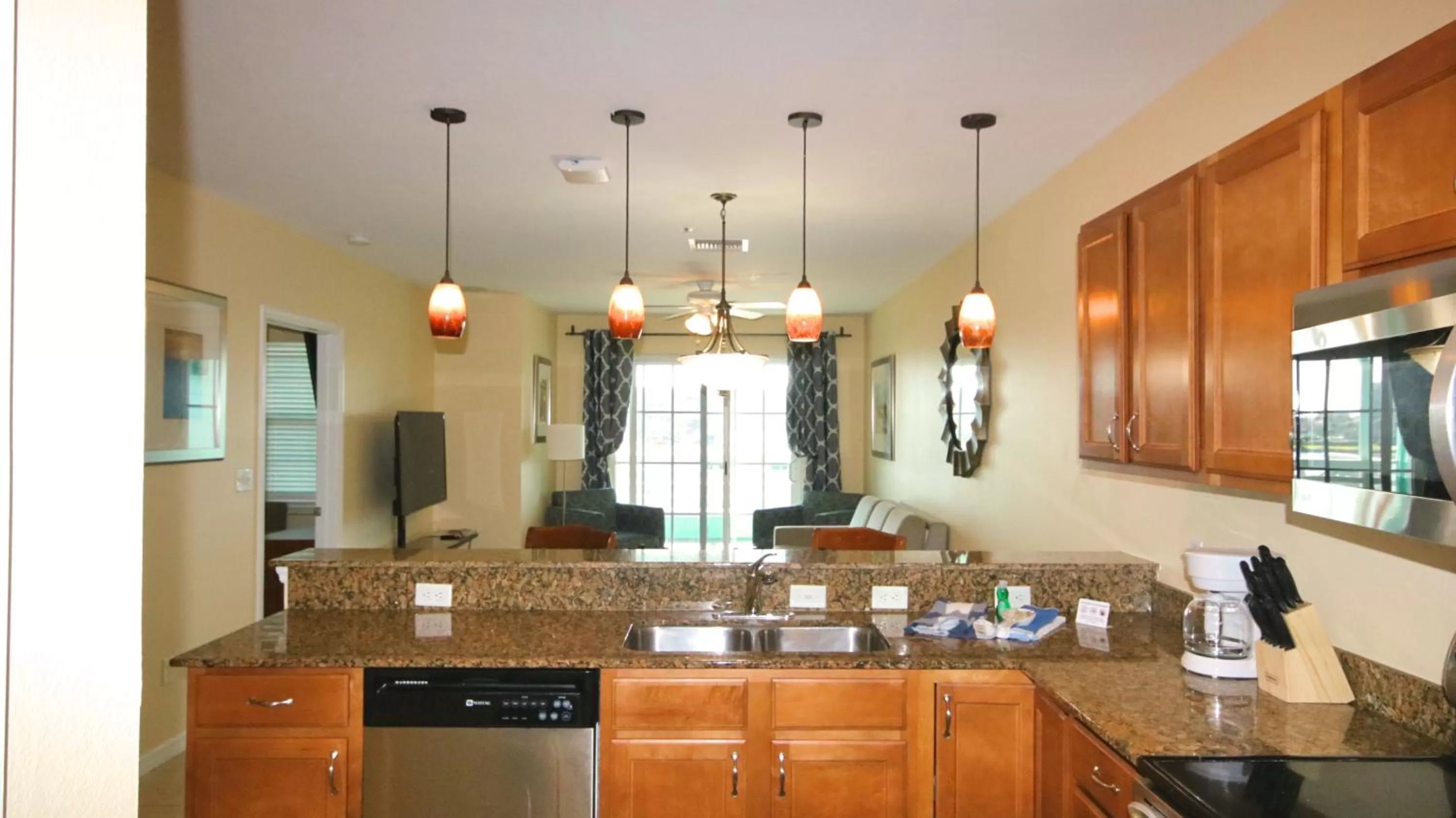 Kitchen or kitchenette in John's Pass Hotel - Fully Remote Check In