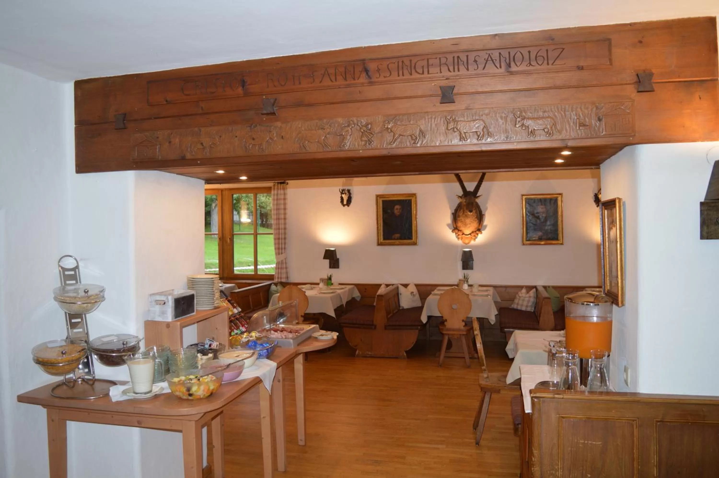 Buffet breakfast in Gasthof zum Stern