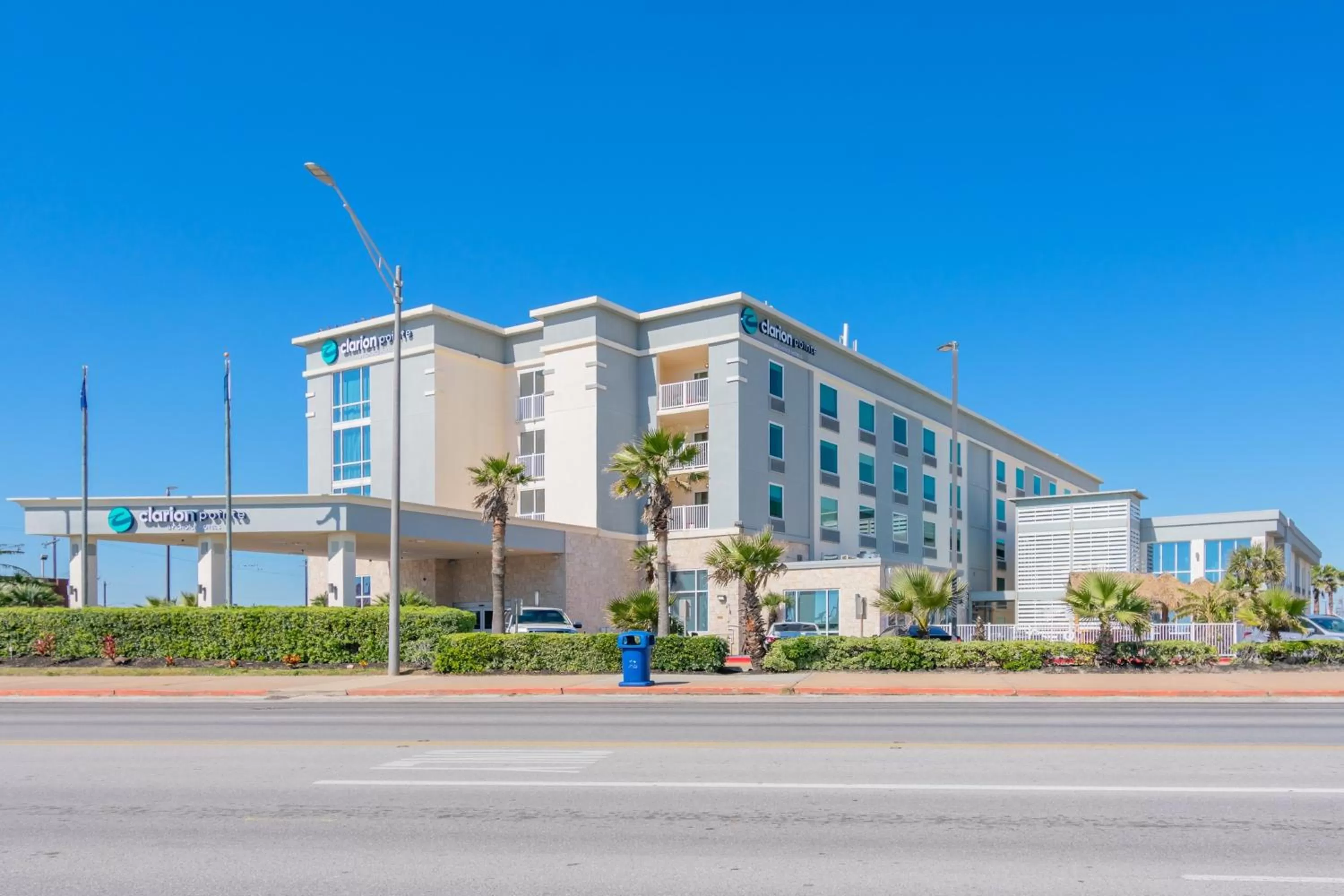 Property Building in Clarion Pointe Galveston Seawall