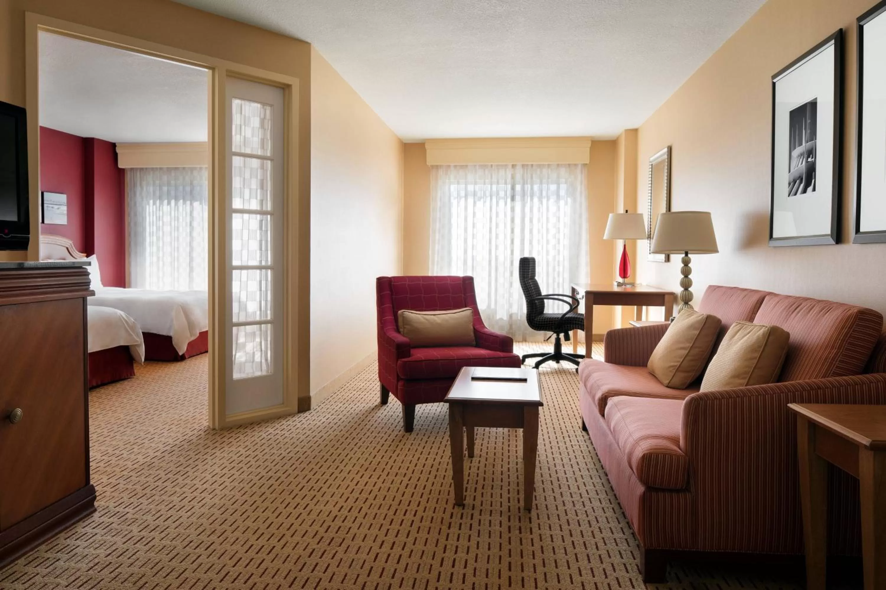1 Bedroom 2 room Suite, 2 Double, Sofa bed - Non-Smoking in Anaheim Marriott Suites