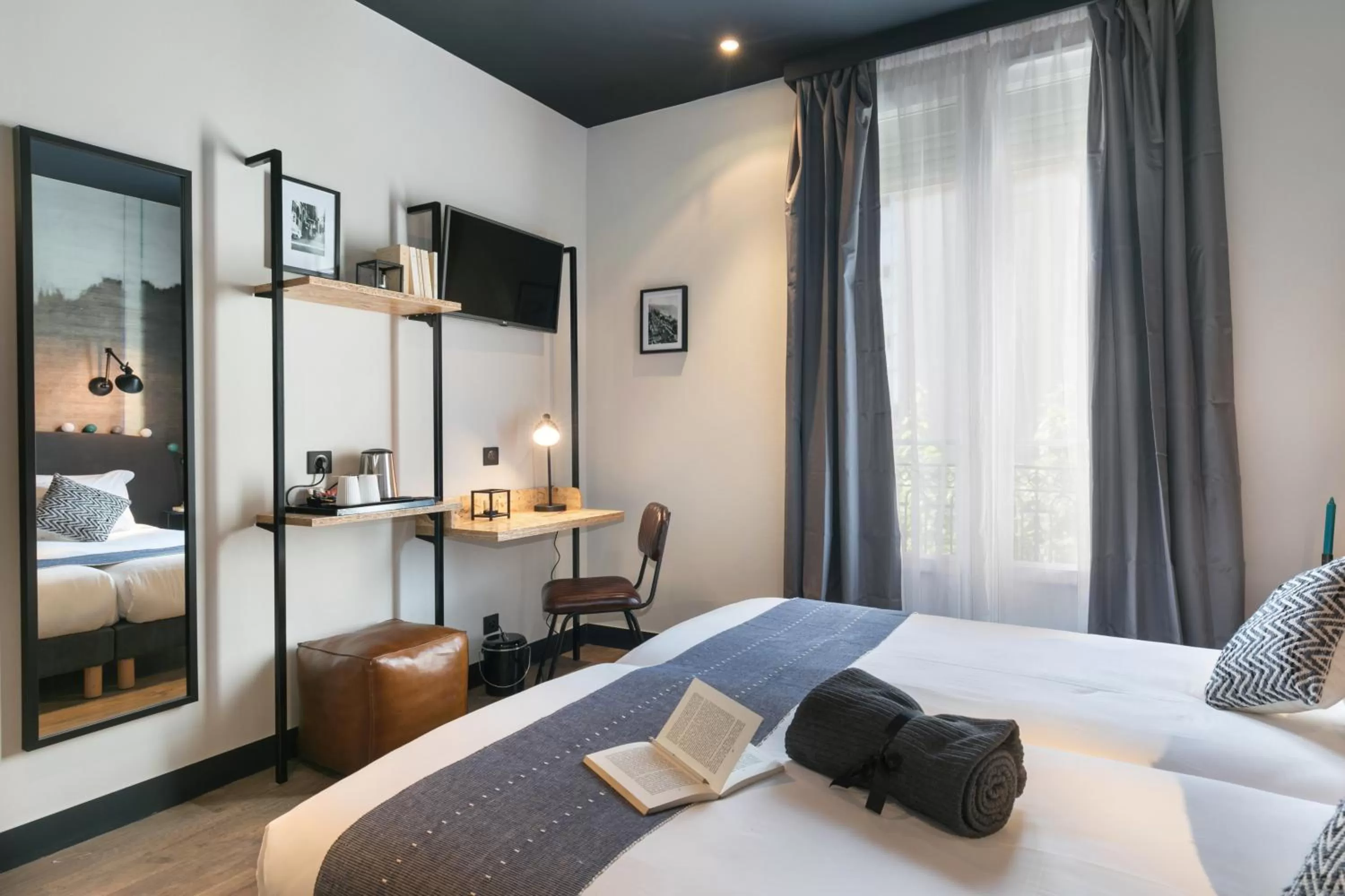 Decorative detail, Bed in Hotel So’Co by Happyculture