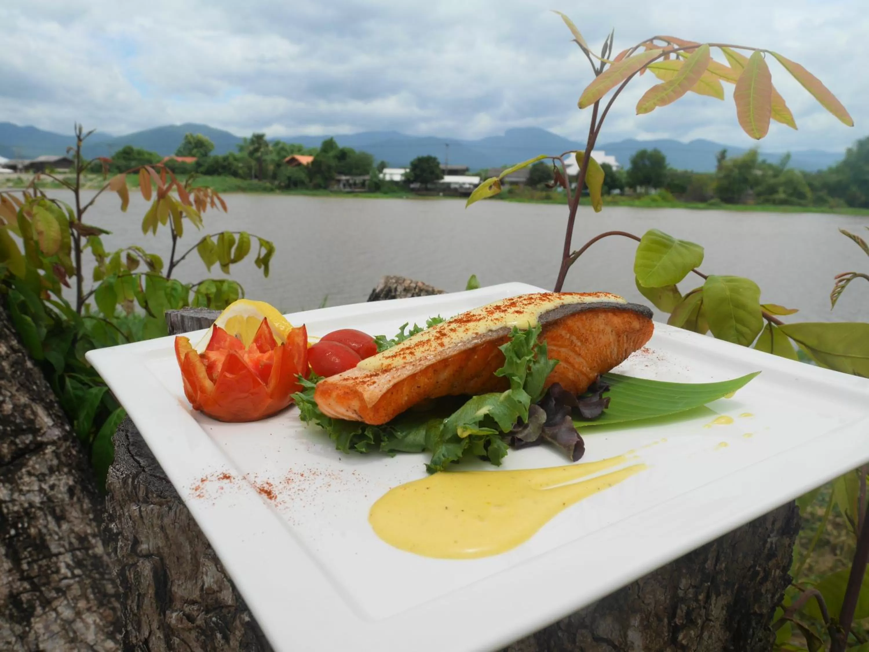 Food in Doi Inthanon Riverside resort