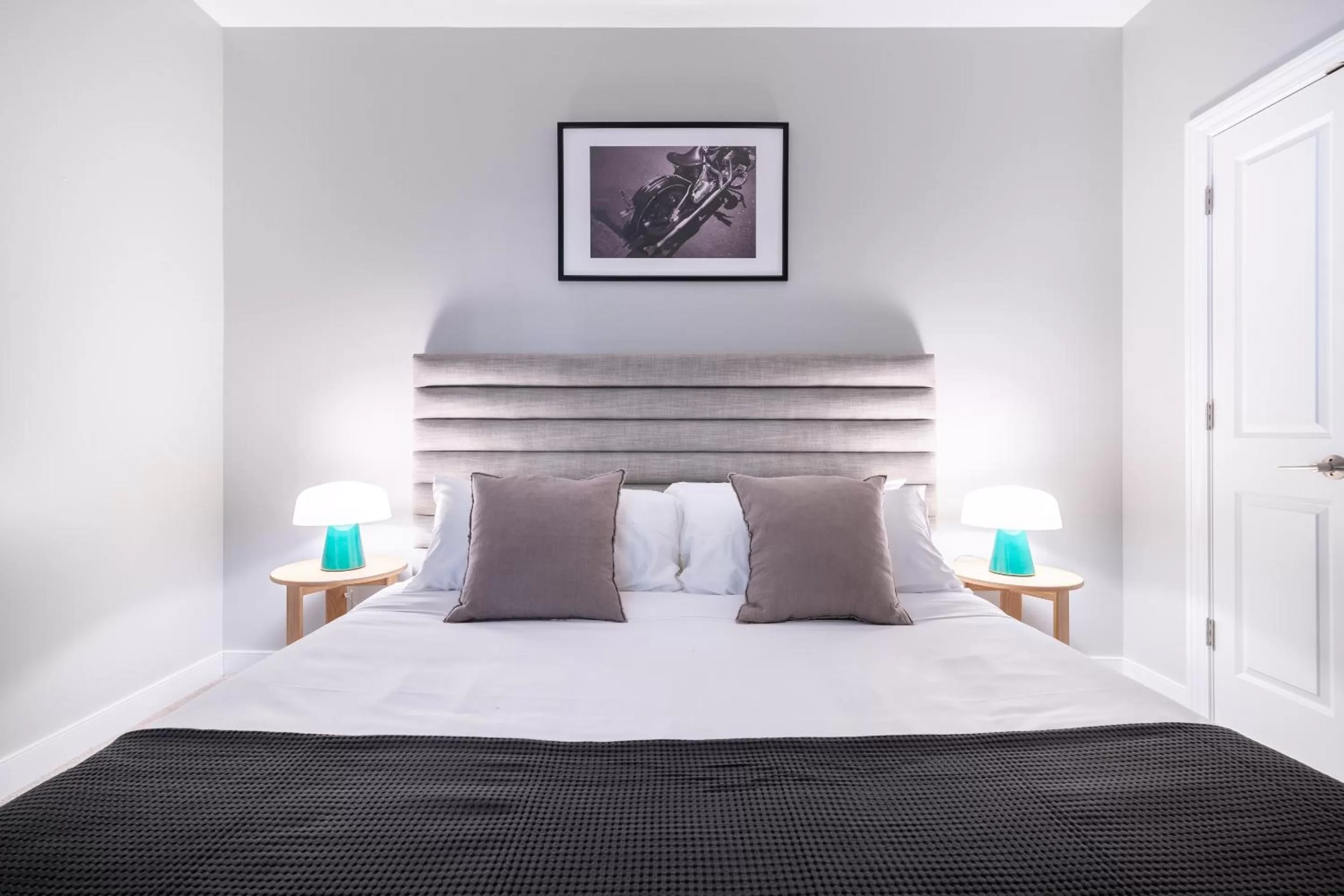 Bedroom, Bed in Mint House Detroit - New Center