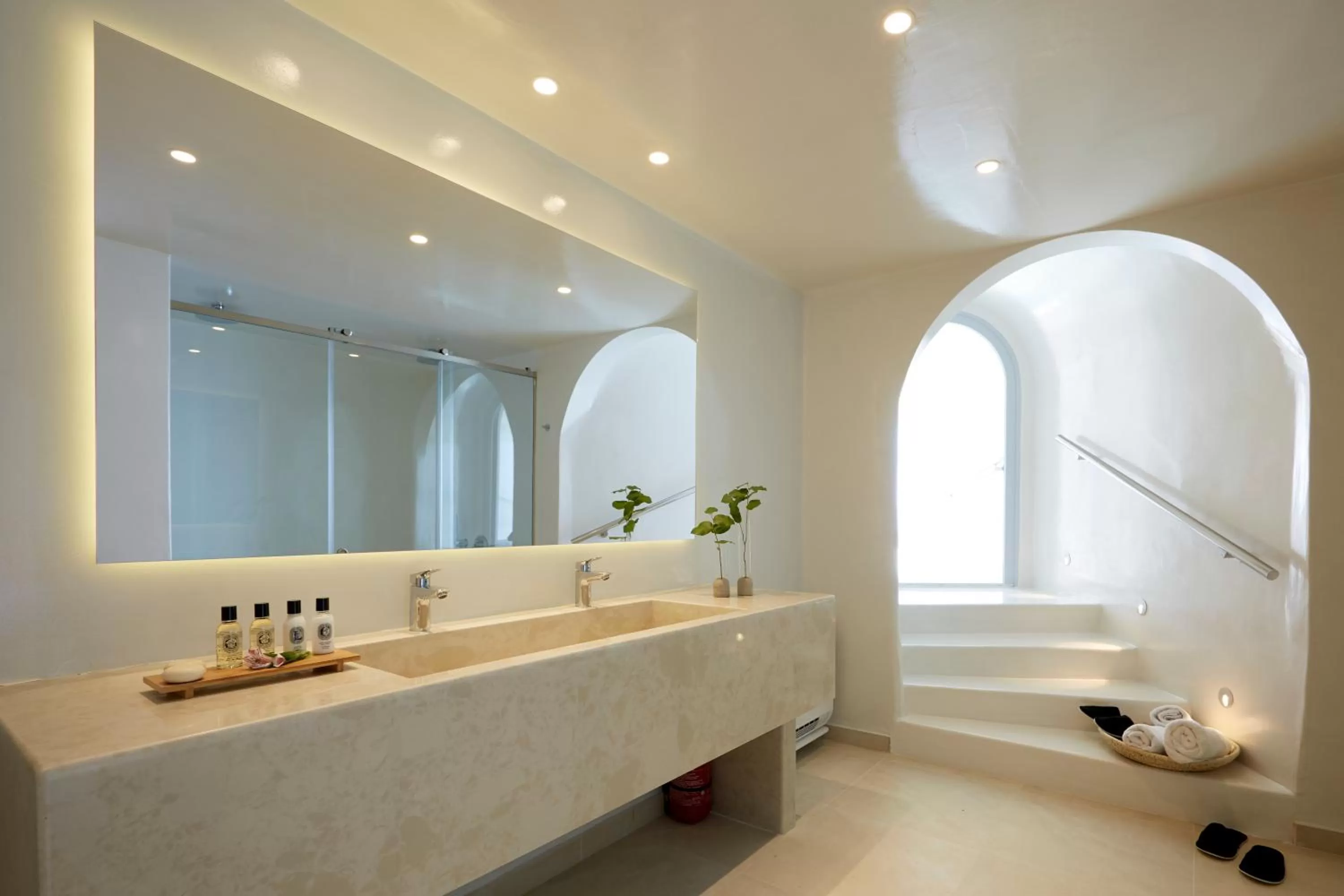 Time of day in Volcano View by Caldera Collection