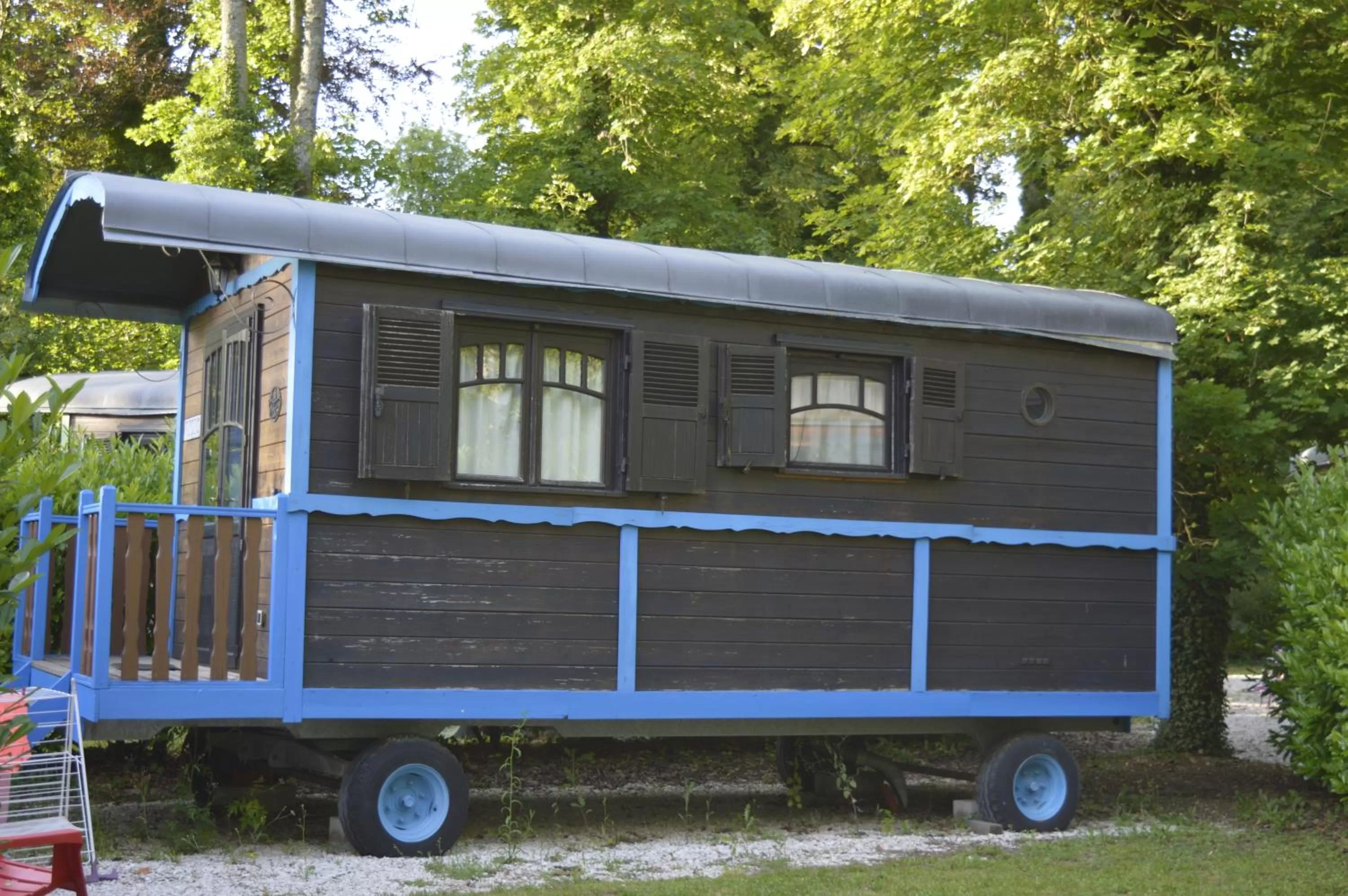 Property building in Le Village de la Champagne - Slowmoov