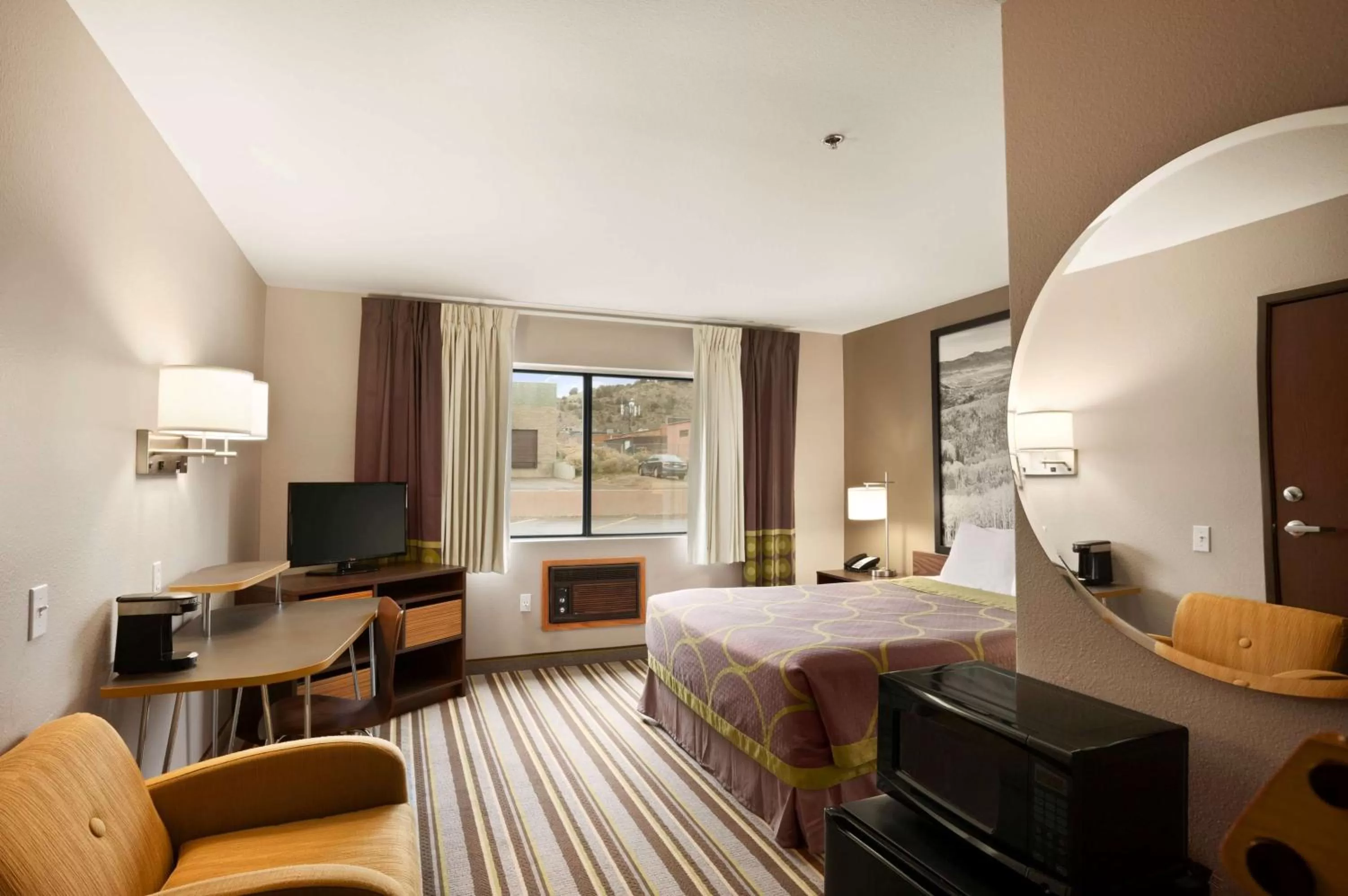 Photo of the whole room, Bed in Super 8 by Wyndham Durango