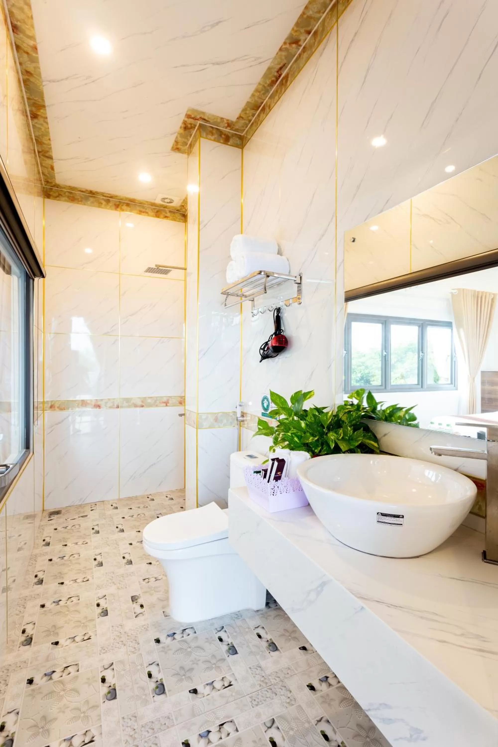 TAM COC SUNSHINE HOTEL