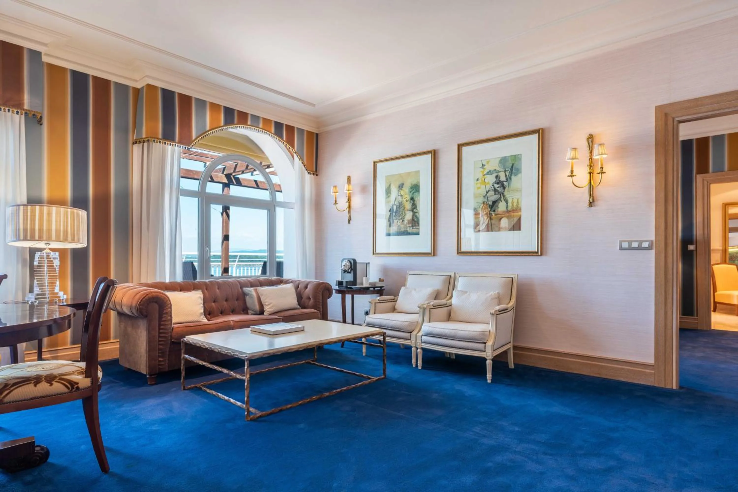 Living room in Eurostars Gran Hotel La Toja