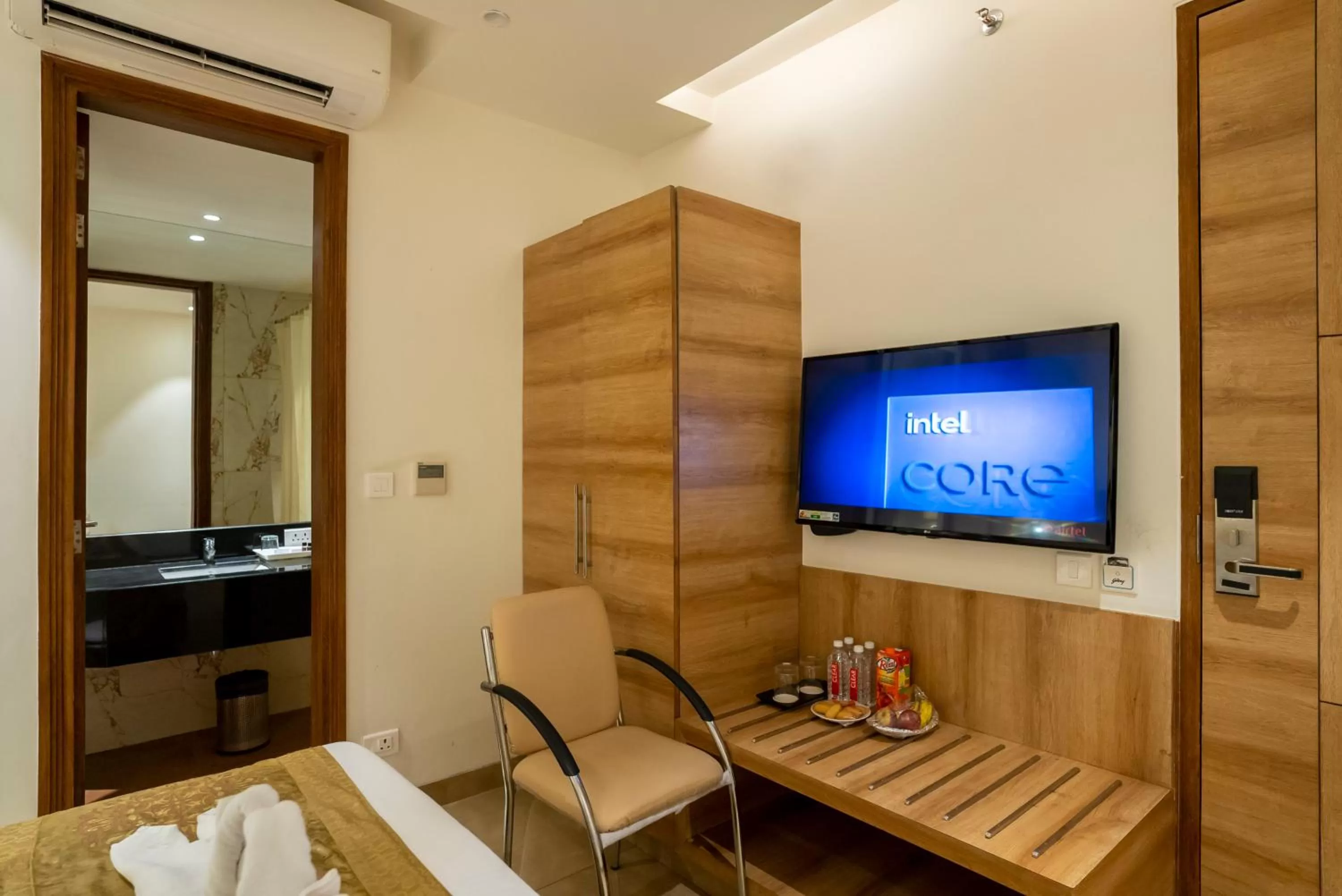 TV and multimedia in Celebrant Hotel