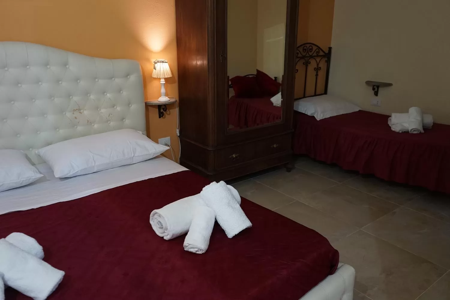 Bed in B&B Scipponate