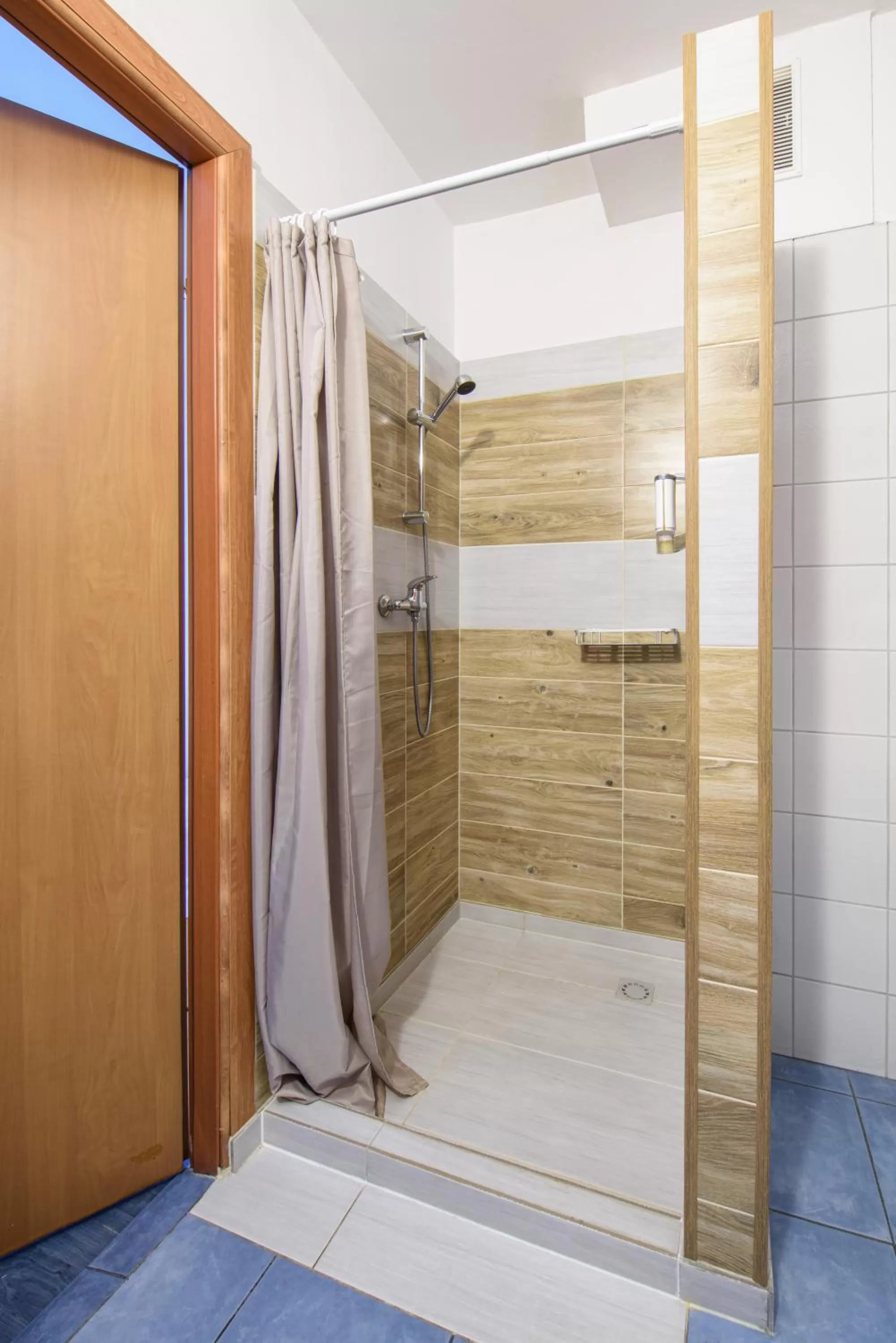 Shower in Hotel Nowa Panorama