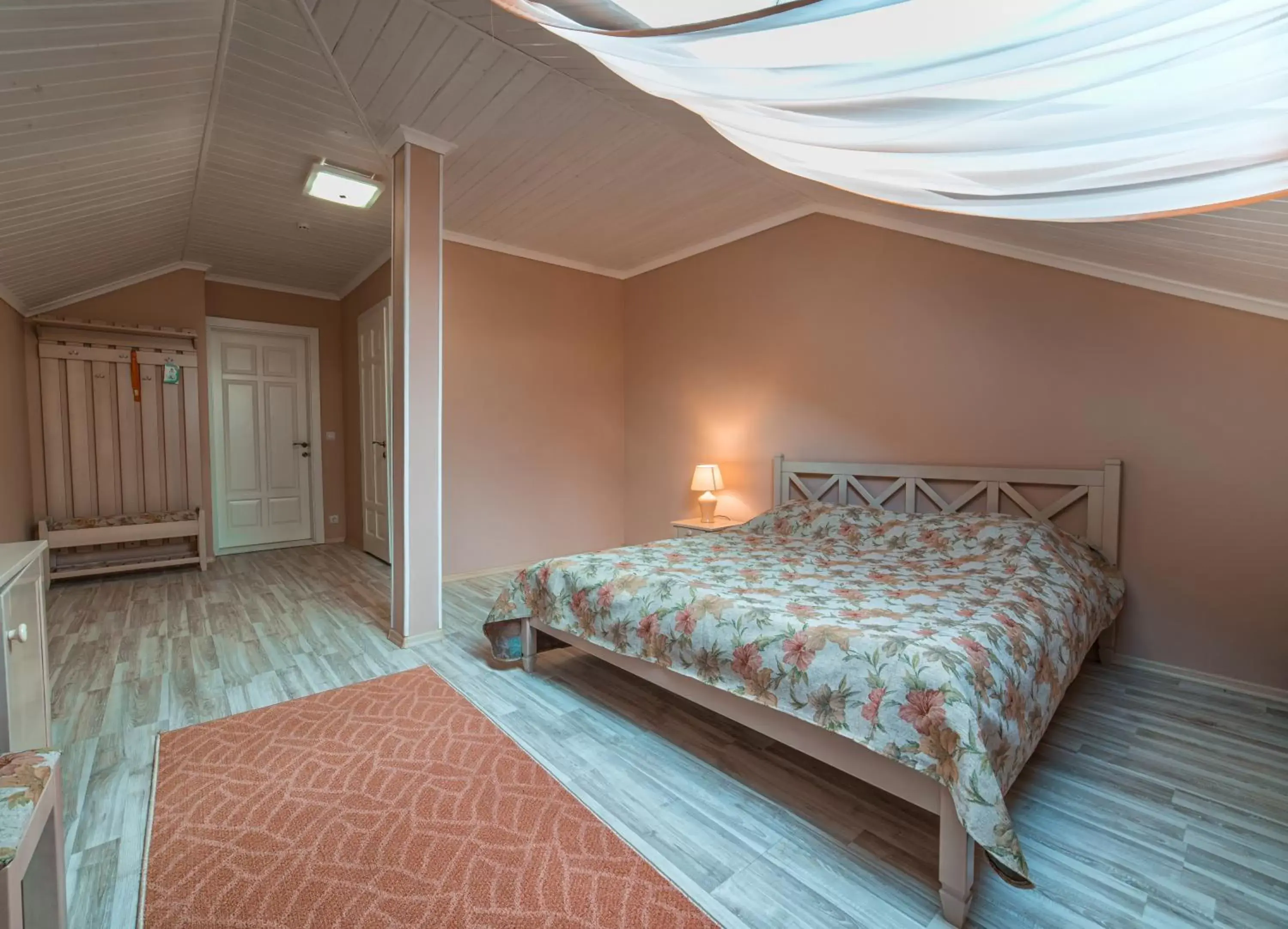 Double Room in Hotel and Restaurant Velure Double Room in Hotel and Restaurant Velure