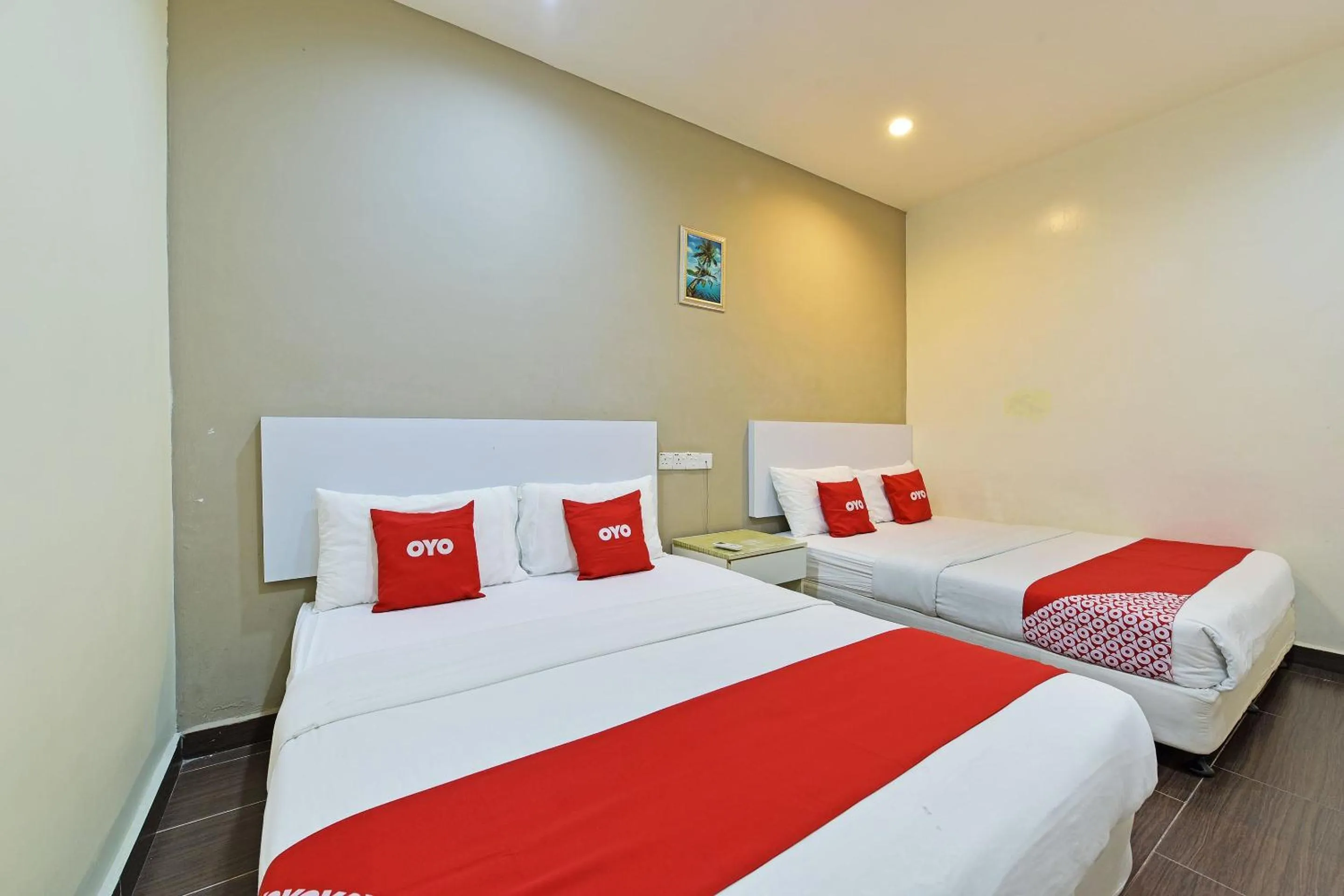 Bedroom, Bed in OYO 90853 New Soho Hotel