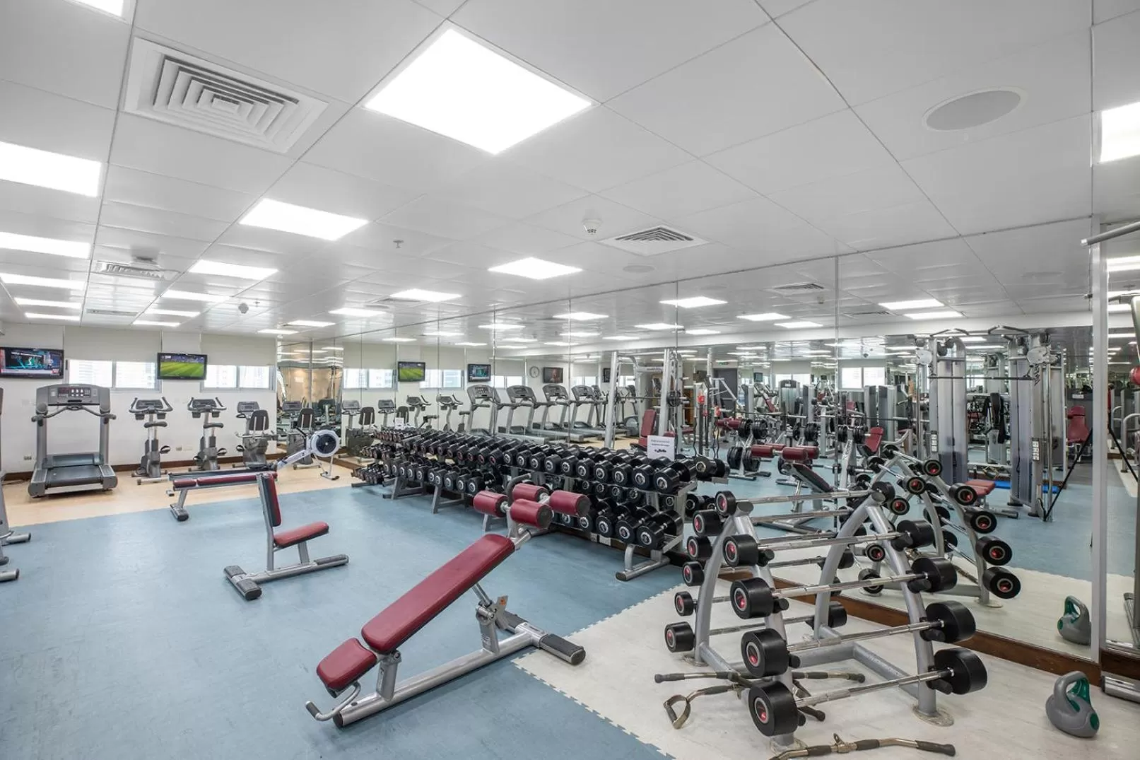 Fitness centre/facilities in City Premiere Hotel Apartments - Dubai