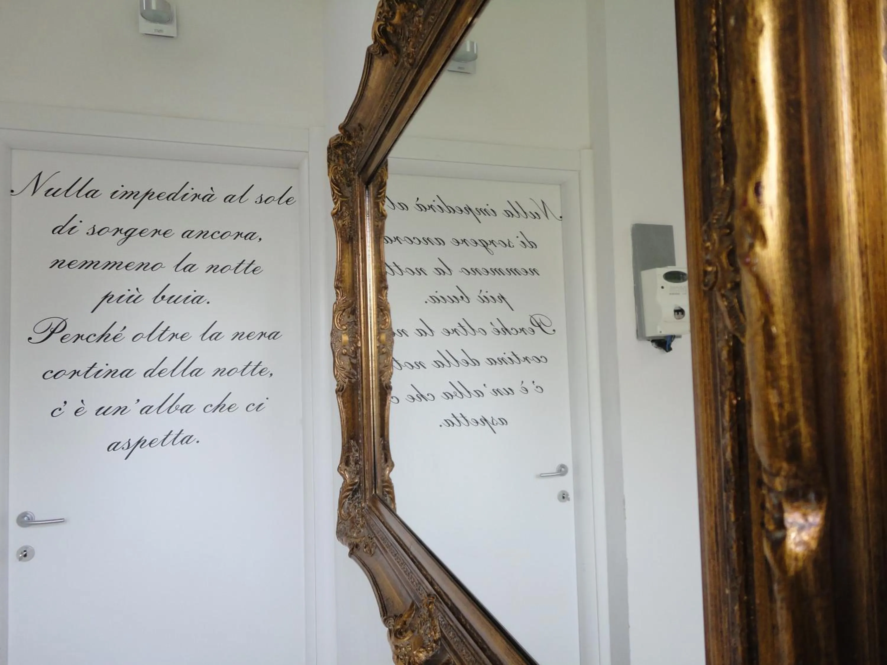 Lobby or reception in Pavia Ostello