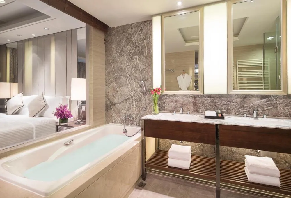 Three-Bedroom Executive in Ascott Heng Shan Road