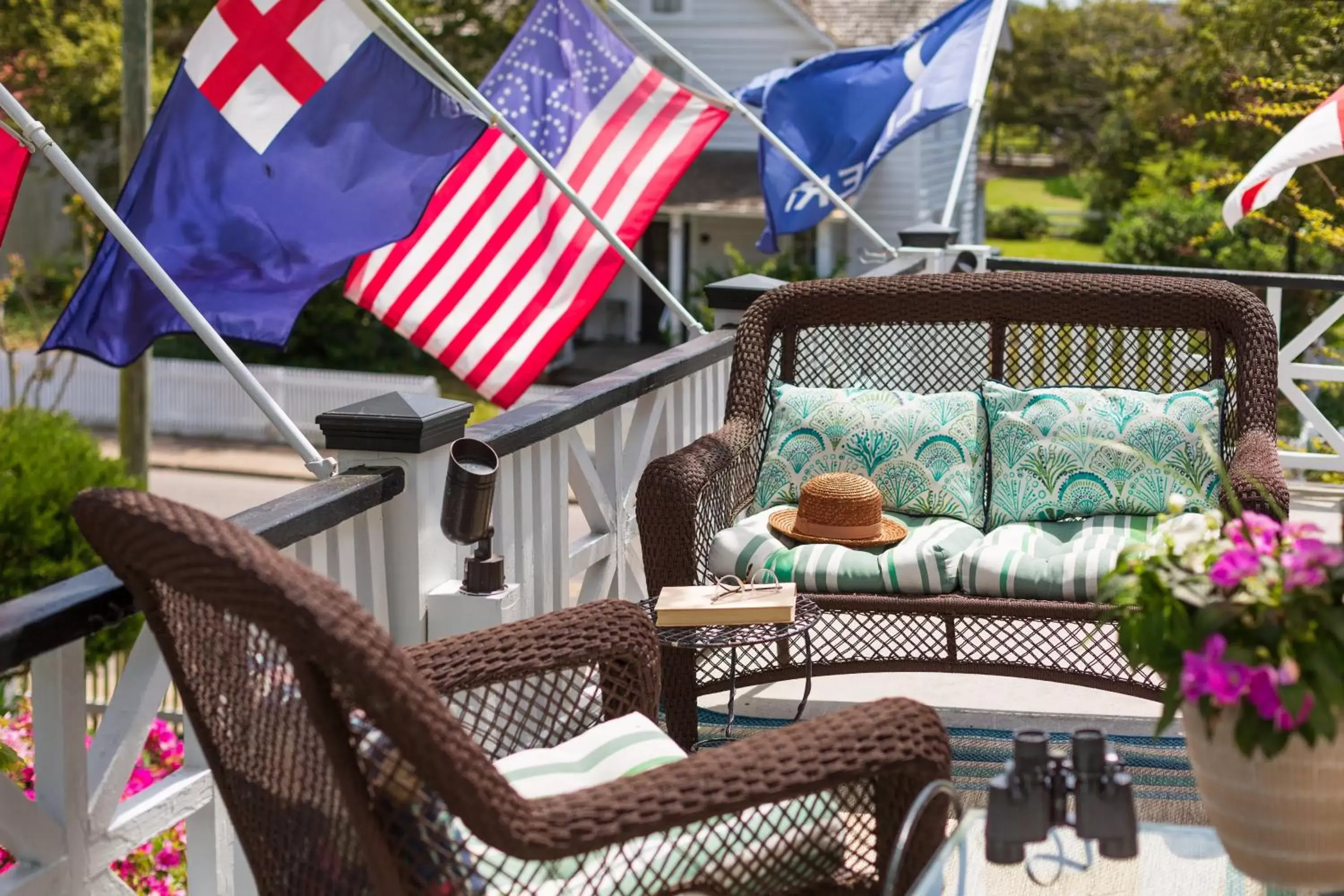 Standard Queen Room with Balcony - 1 in White Doe Inn Bed & Breakfast Standard Queen Room with Balcony - 1 in White Doe Inn Bed & Breakfast