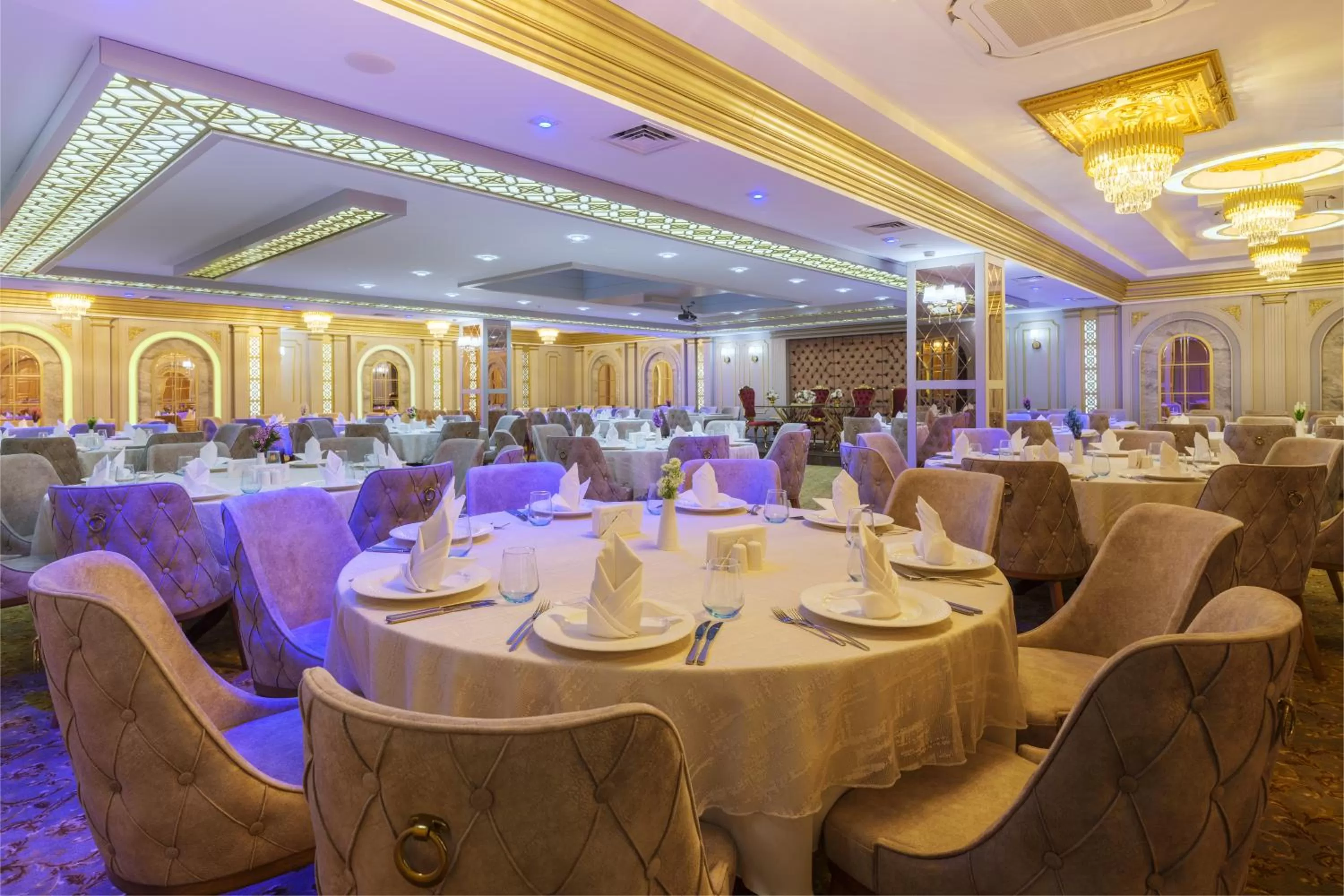 Meeting/conference room in Elysium Green Suites