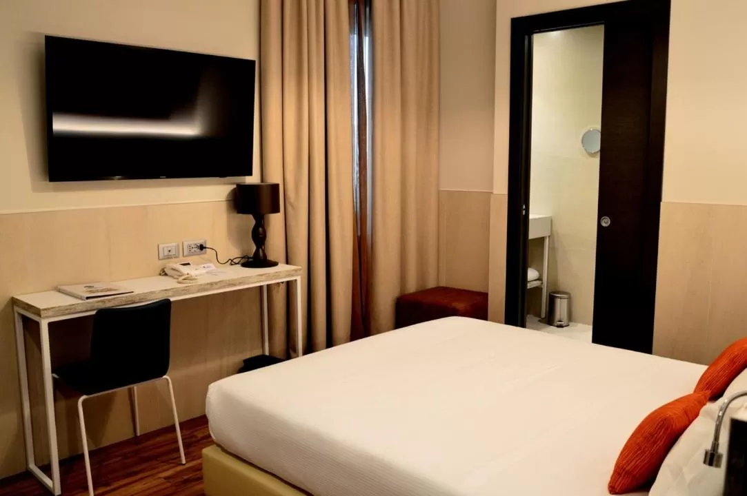 TV and multimedia, Bed in Best Western Plus Soave Hotel