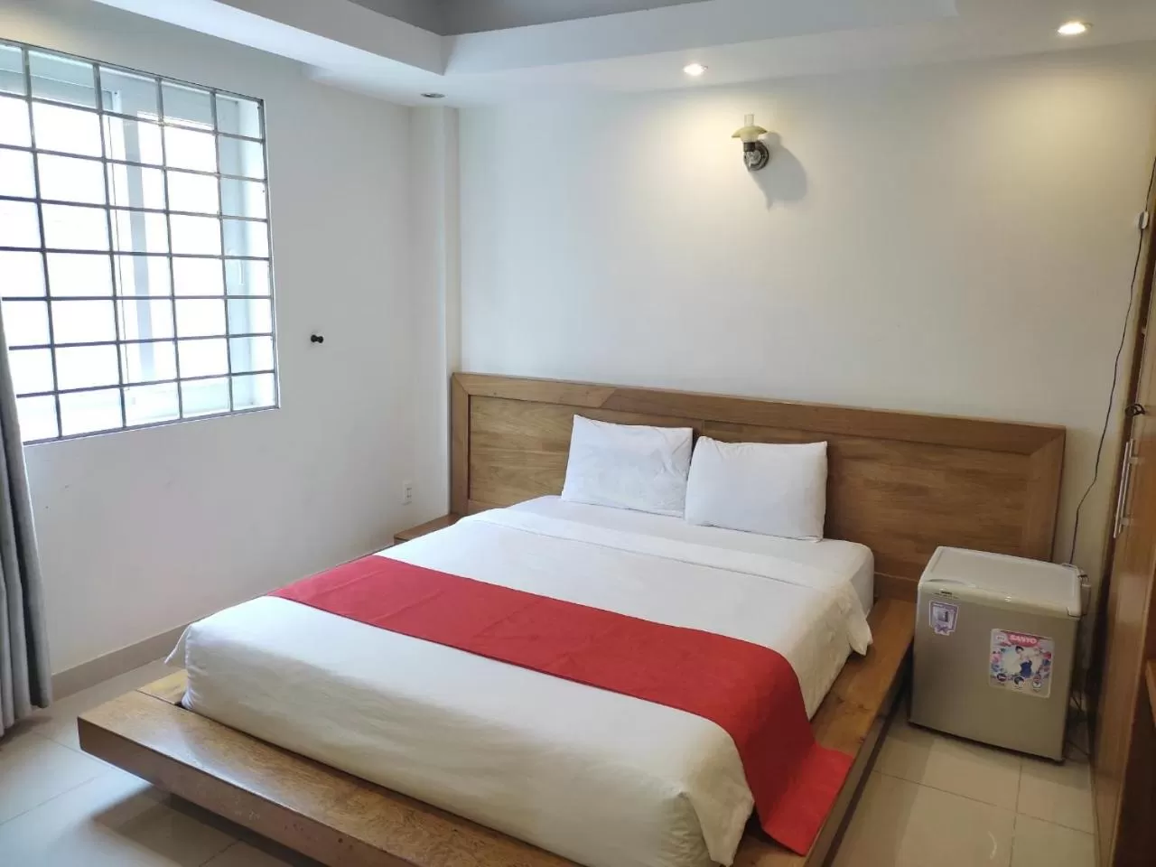 Bedroom, Bed in CAROLINE SEA HOTEL