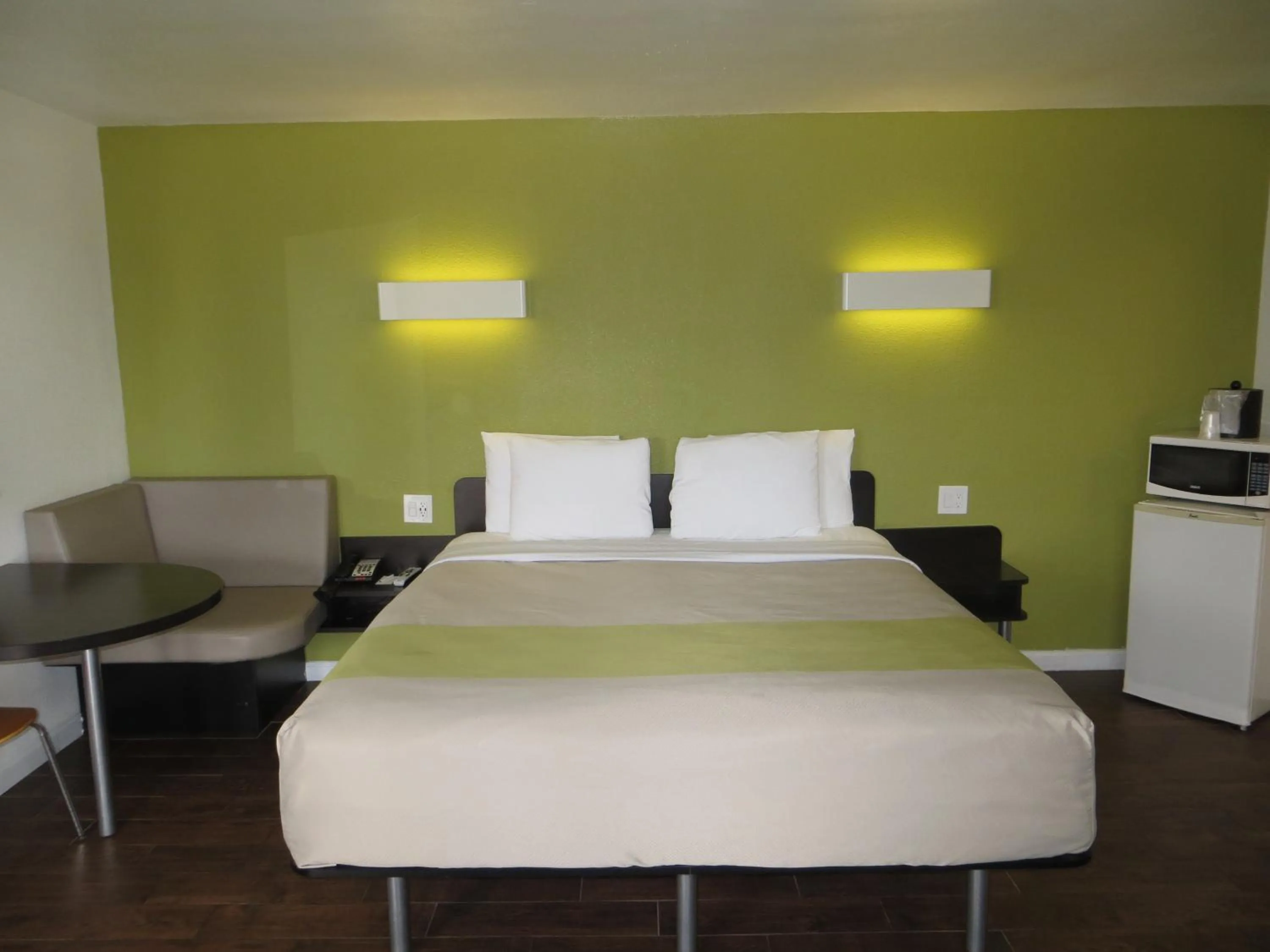 Bed, Room Photo in Motel 6 - Downtown Monterey