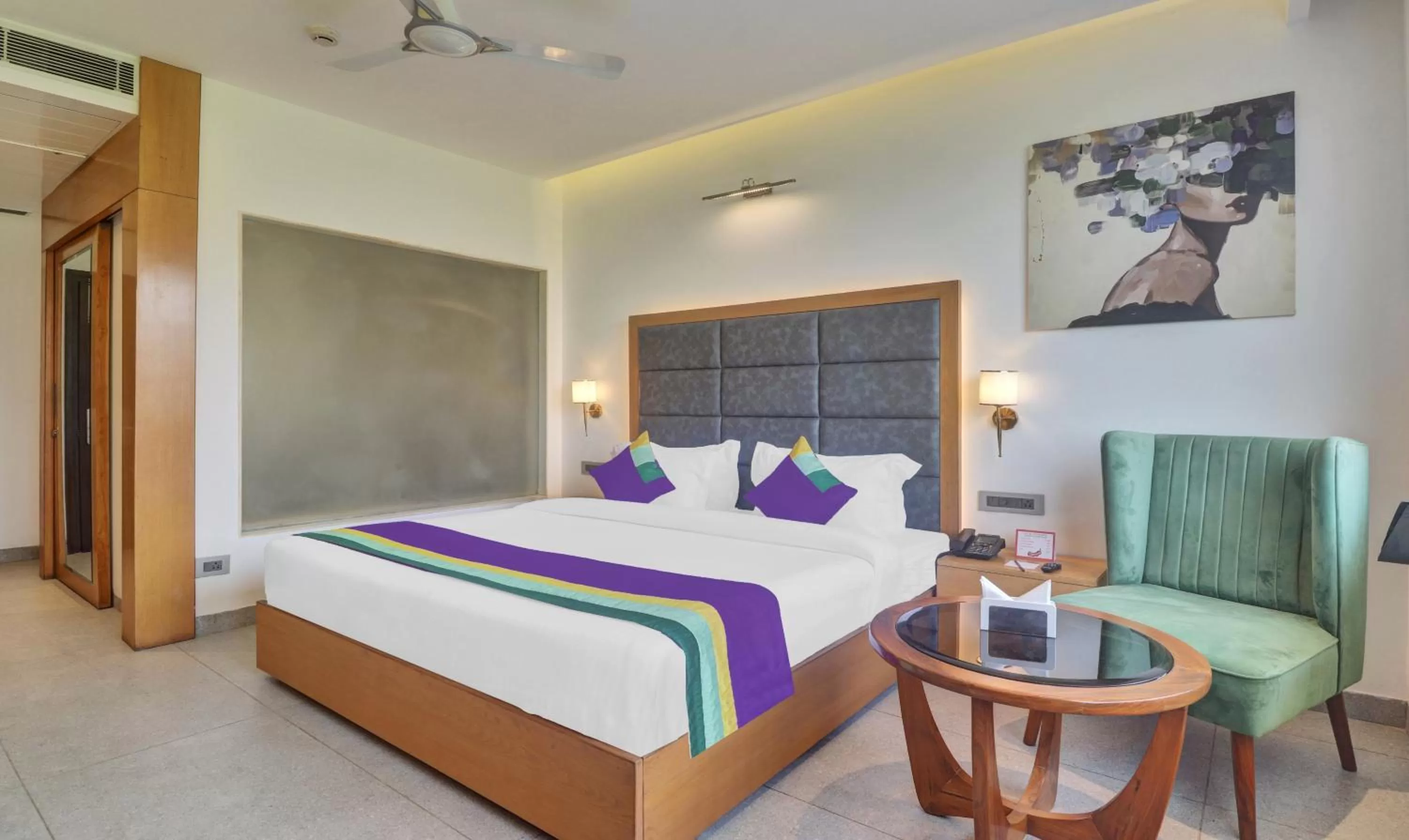 Bedroom, Bed in Treebo Tryst Tamarind