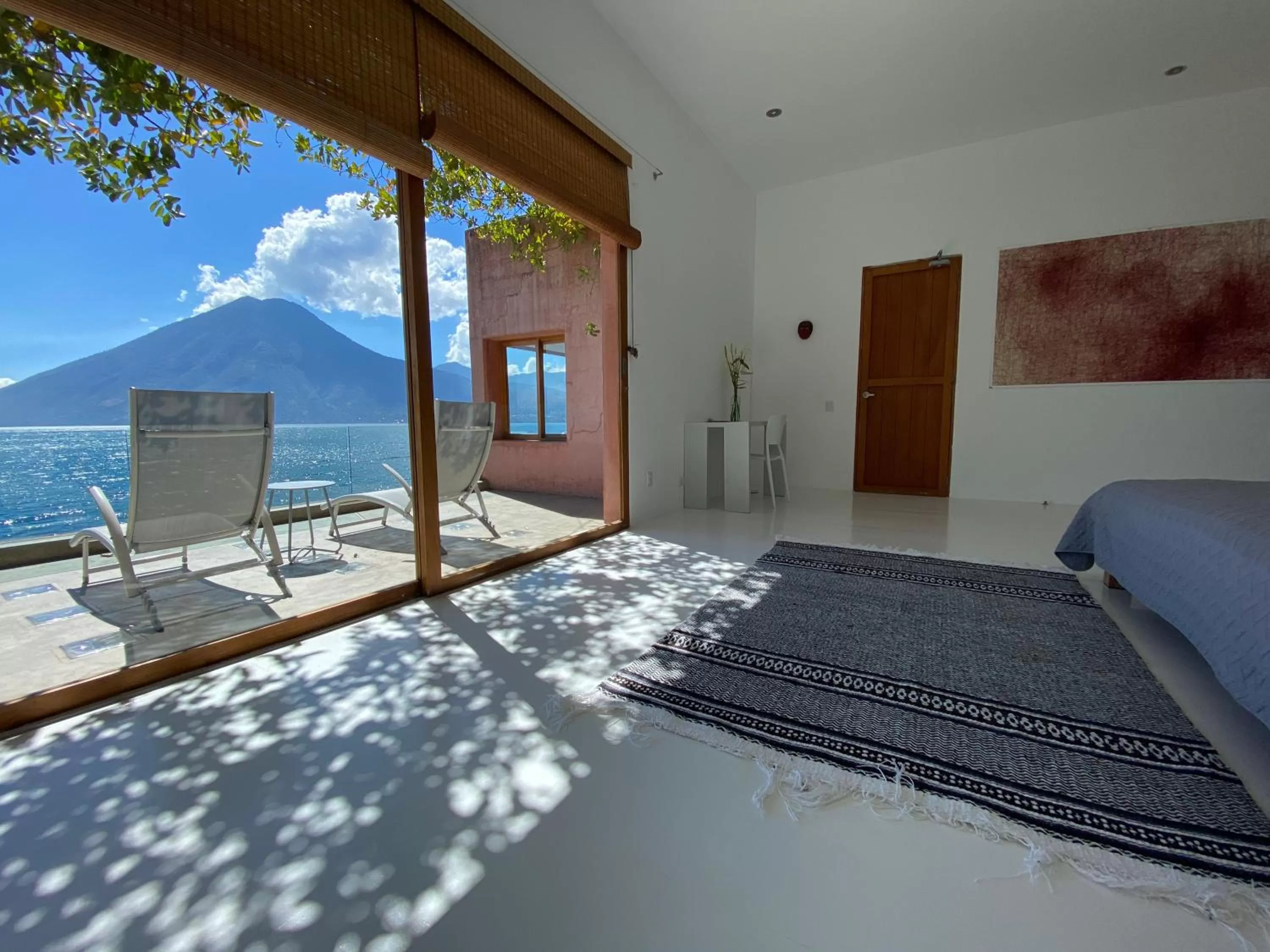Property building in Anzan Atitlan