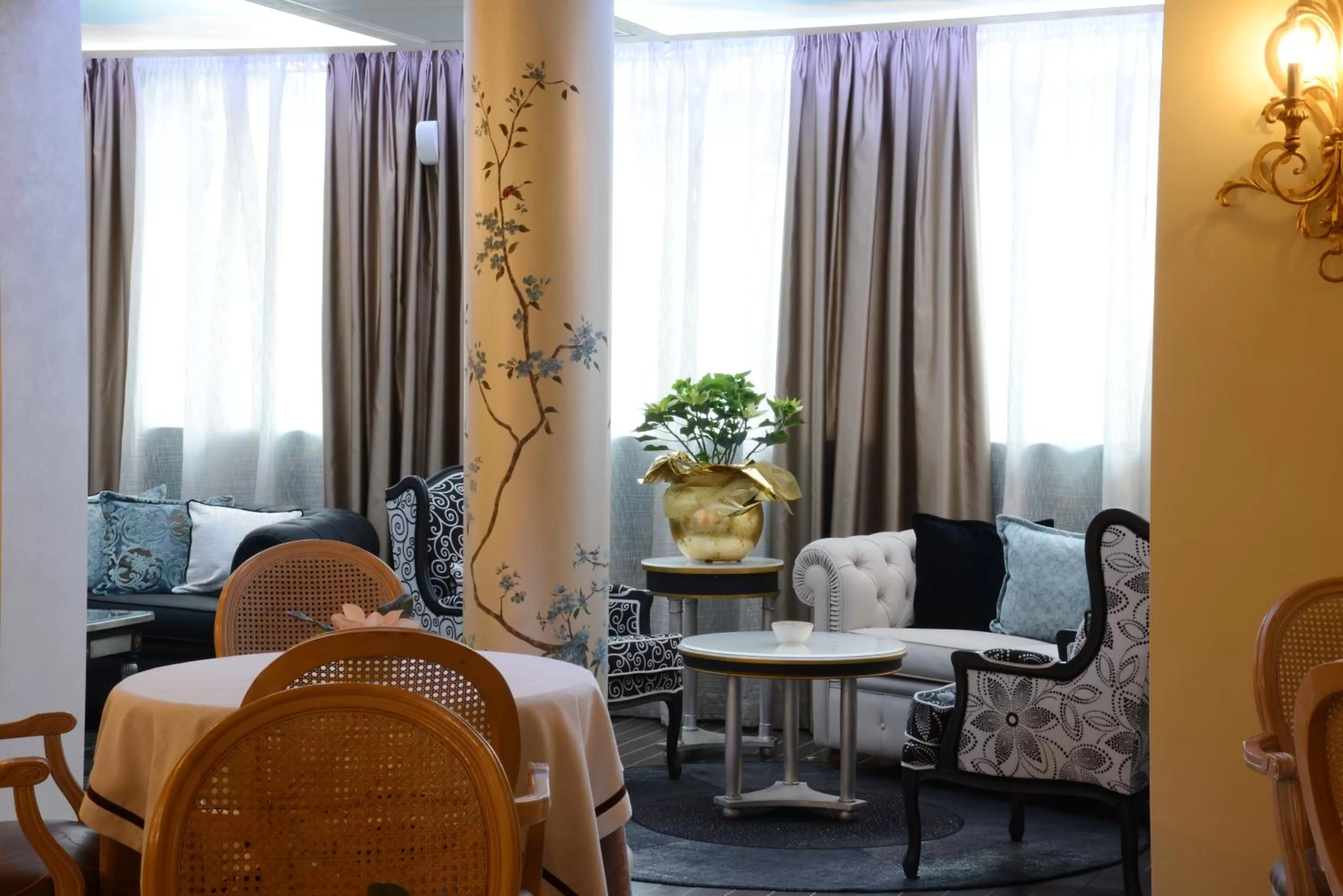 Vip's Motel Luxury Accommodation & Spa