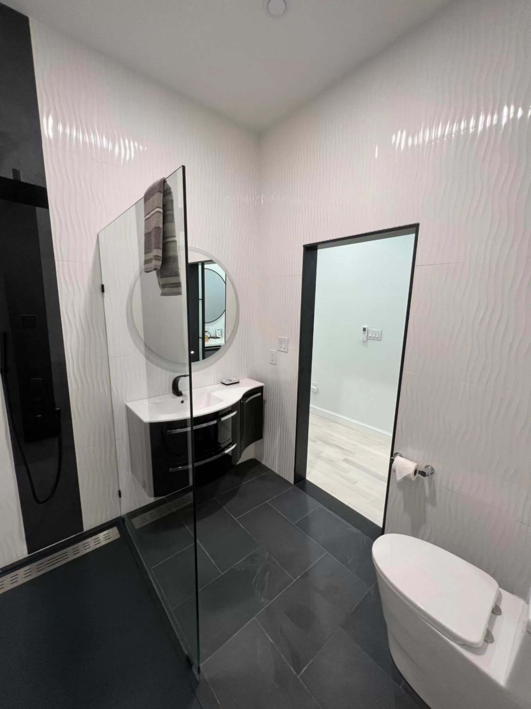 Shower in Elaine's Cape May Boutique Hotel