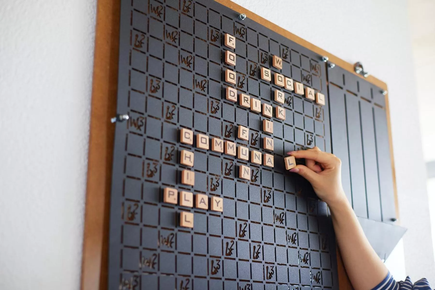 Communal lounge/ TV room in Nina Hotel Kowloon East