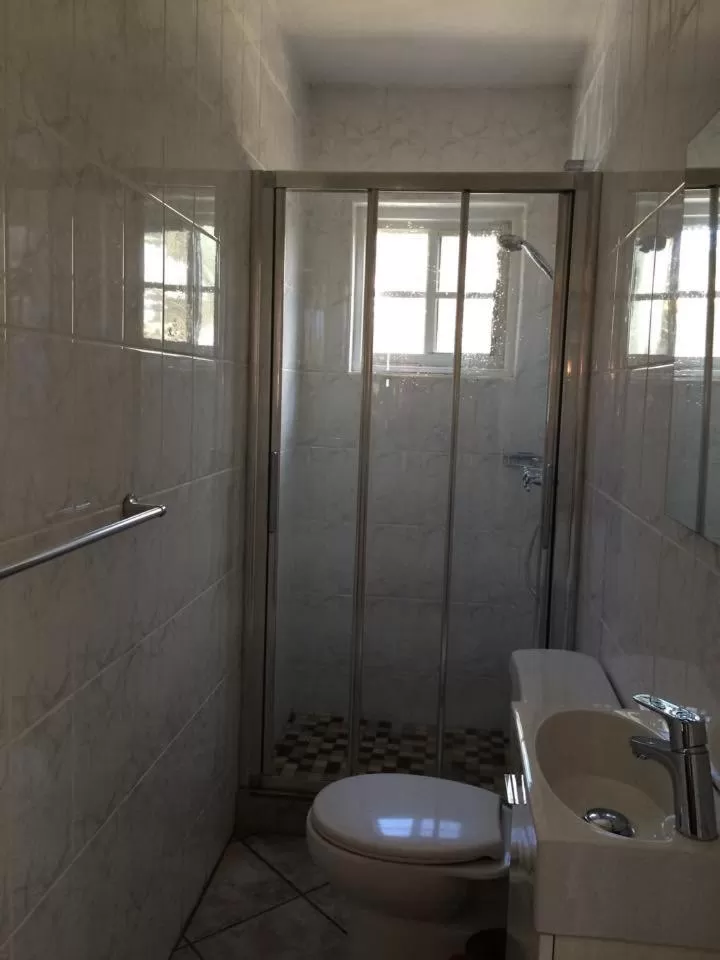 Bathroom in La Felicidad