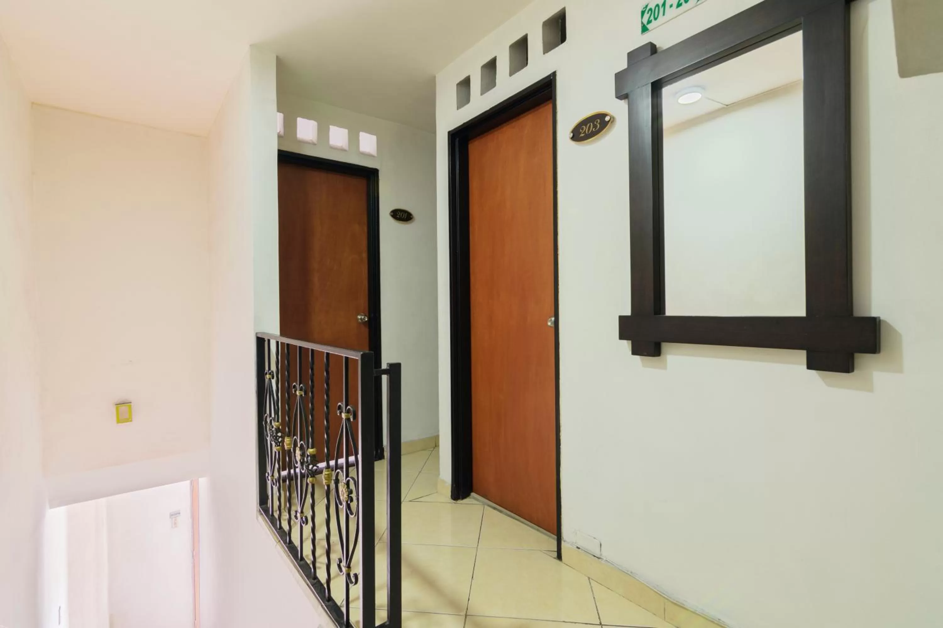 Street view in Hotel Colombia Avenida