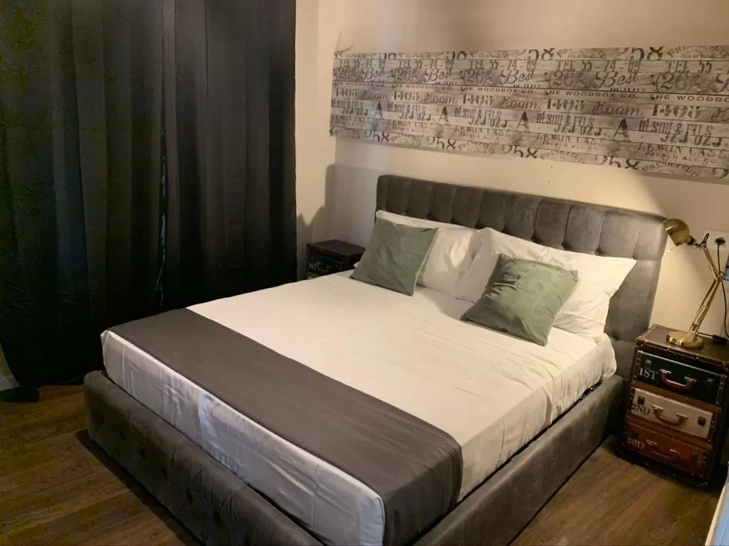 Photo of the whole room, Bed in SUITE LAME 37 Rental Rooms