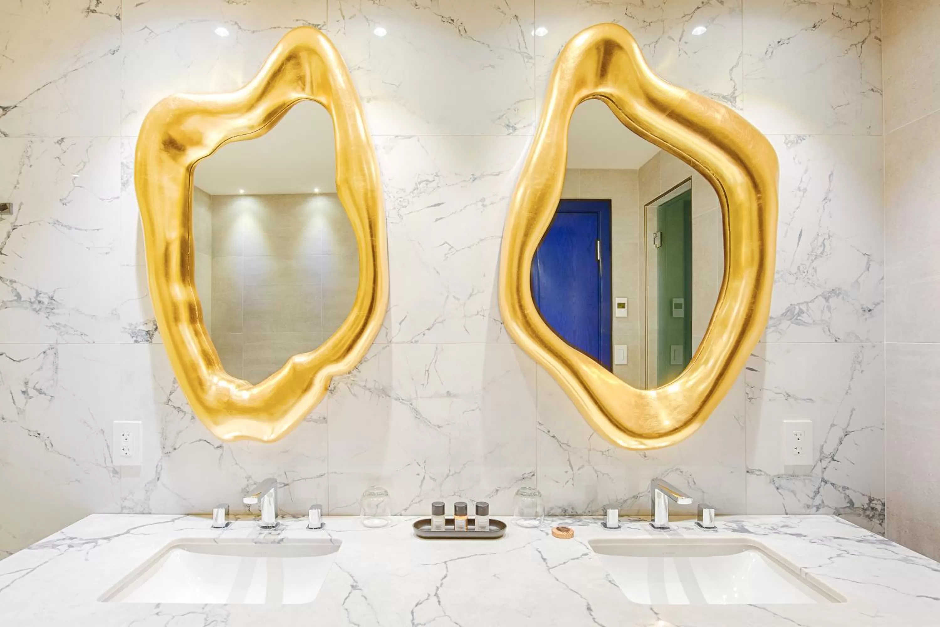 Bathroom in Monsieur Jean - Hôtel Particulier