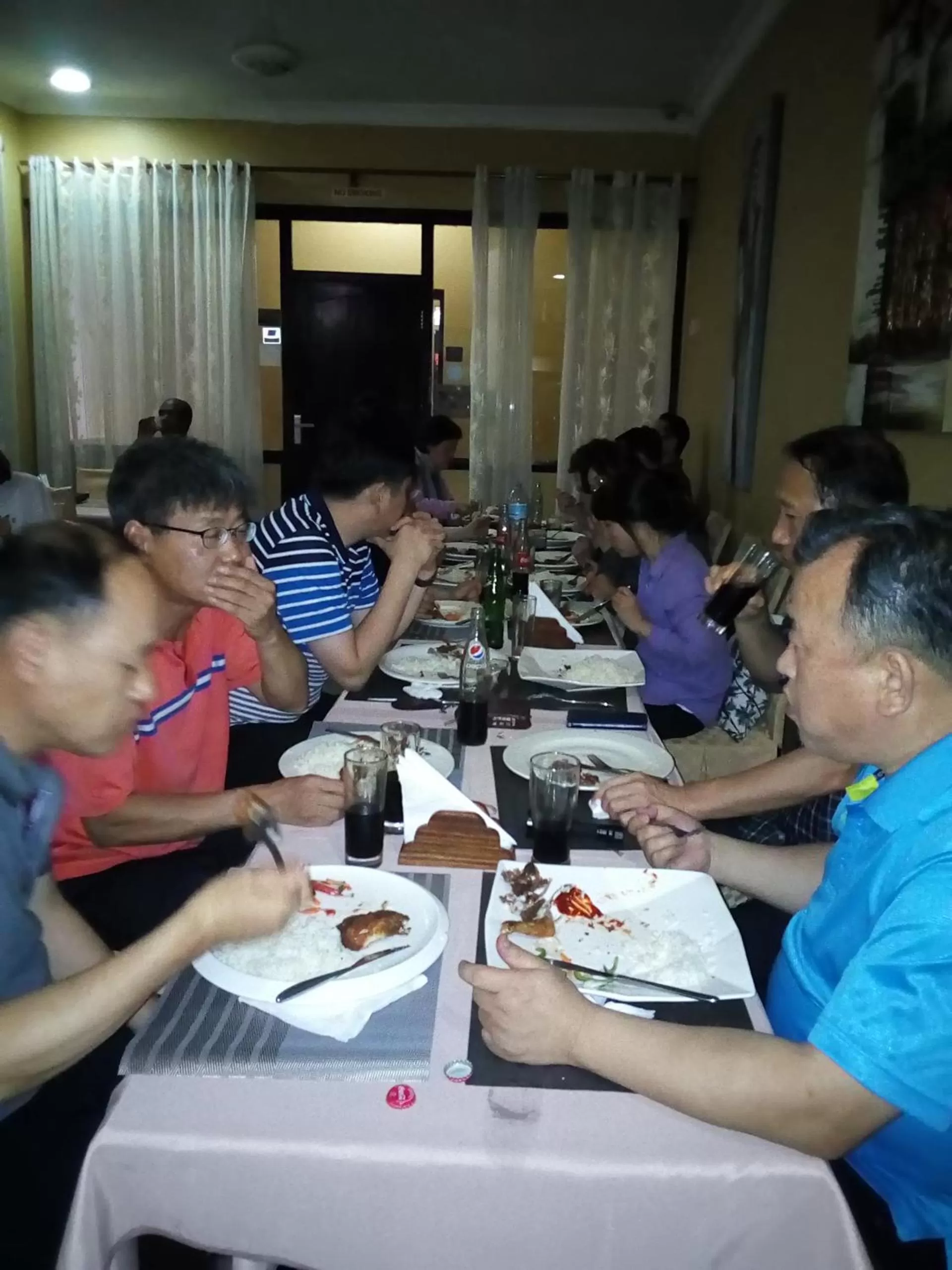 Restaurant/places to eat in Transit Airport B&B