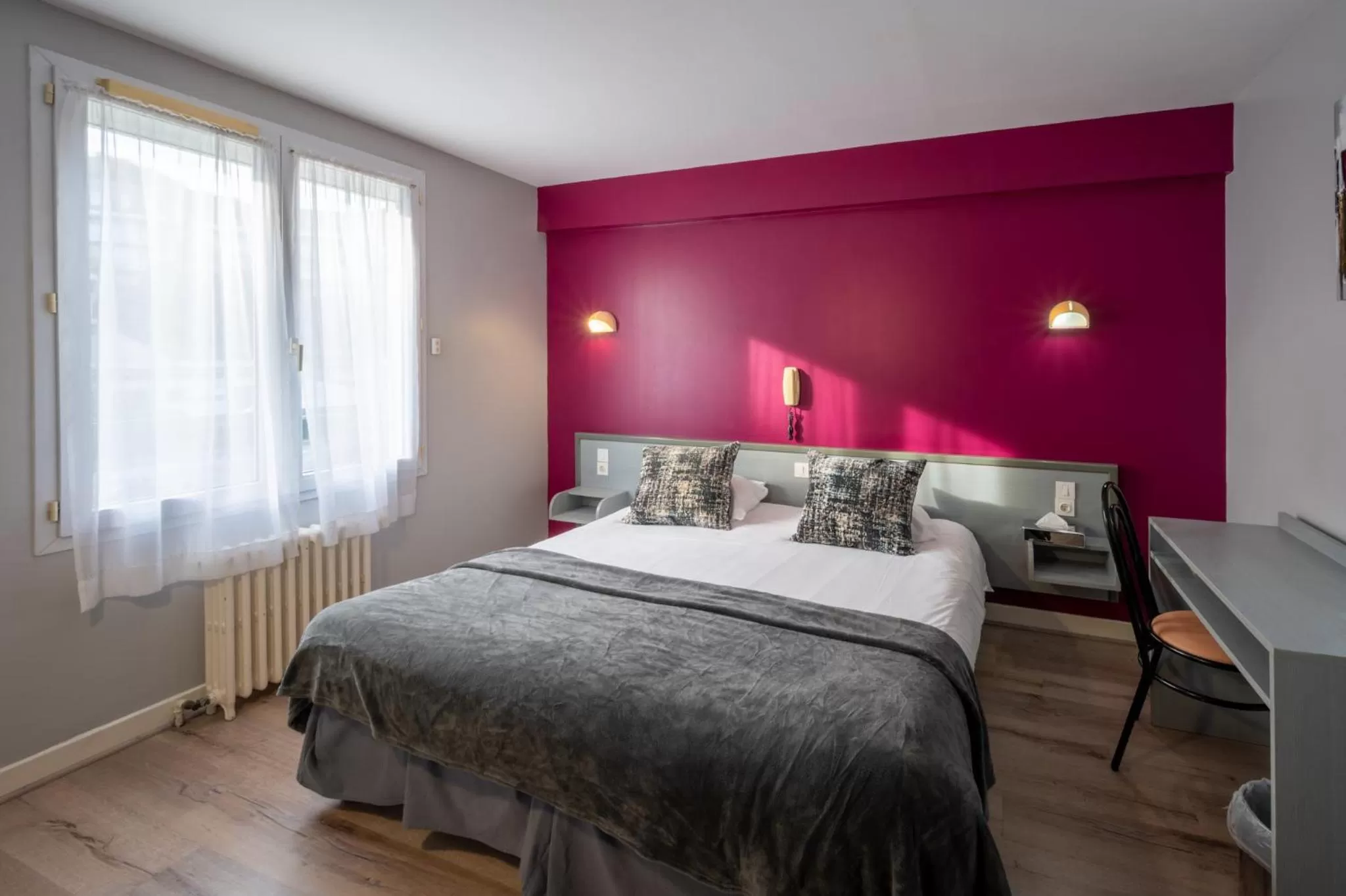 Bed in Hôtel du Soleil Levant