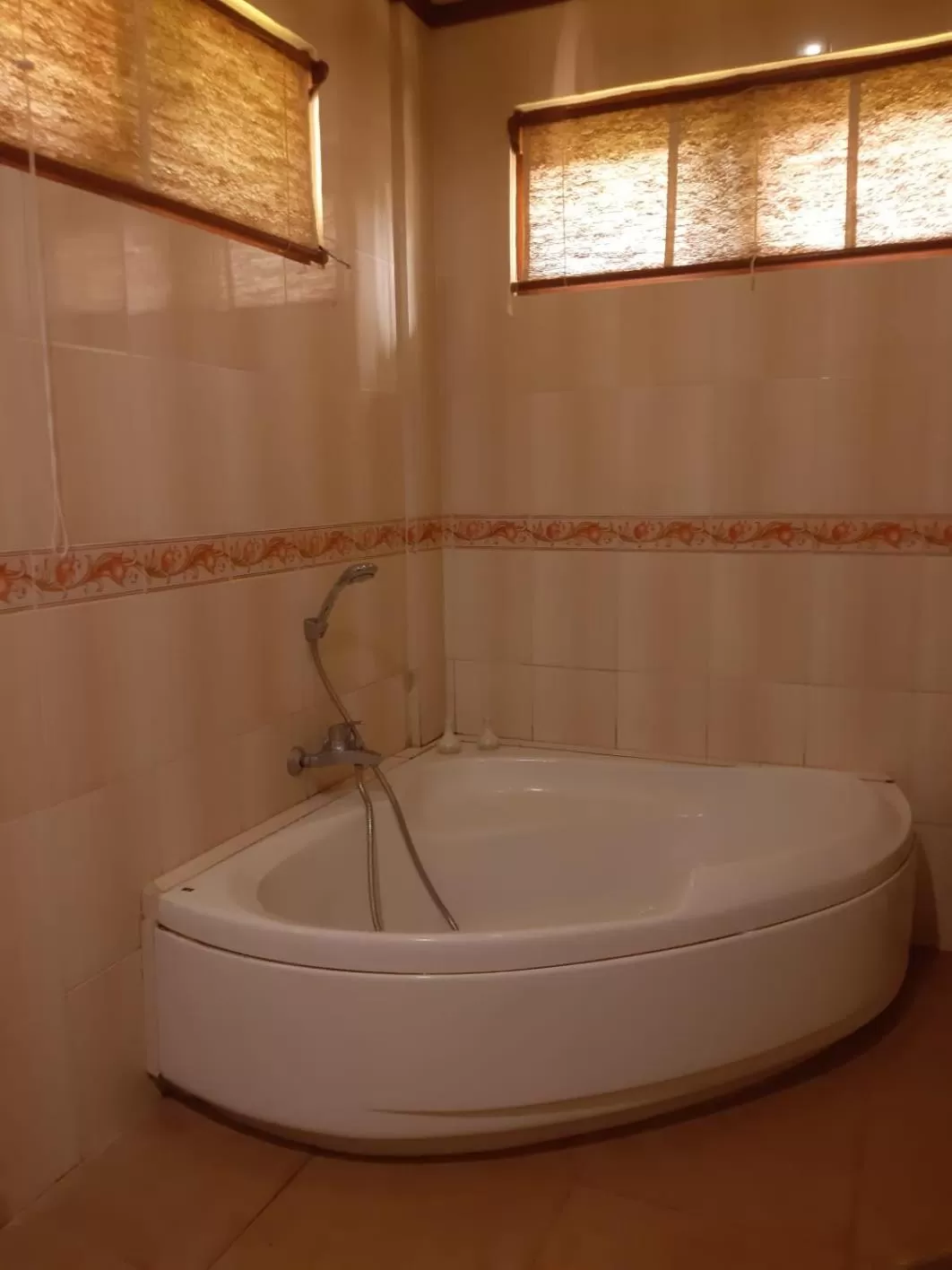 Bath in Nick's Pension