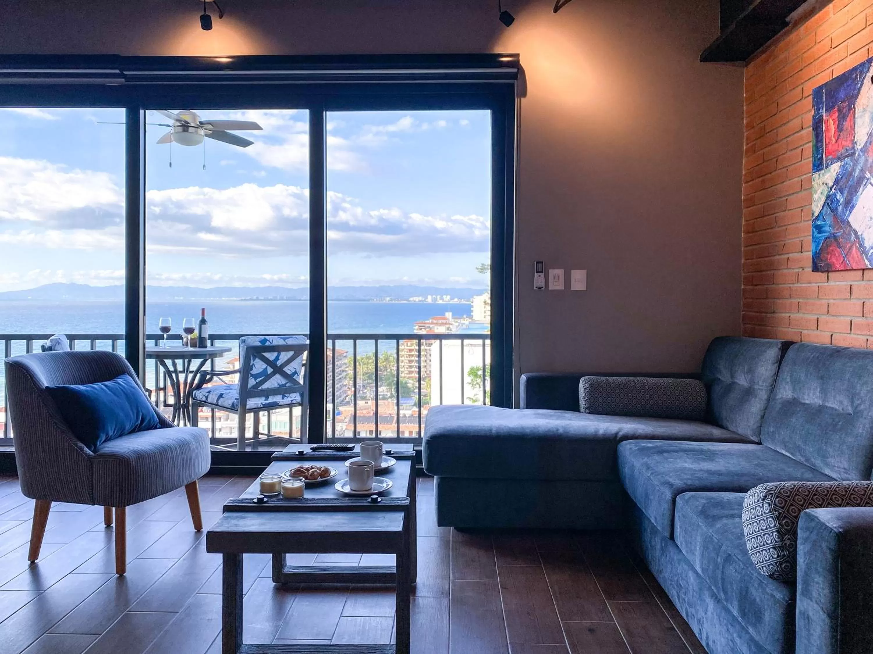 Living room in Pinnacle Resorts 179 - Adults Only