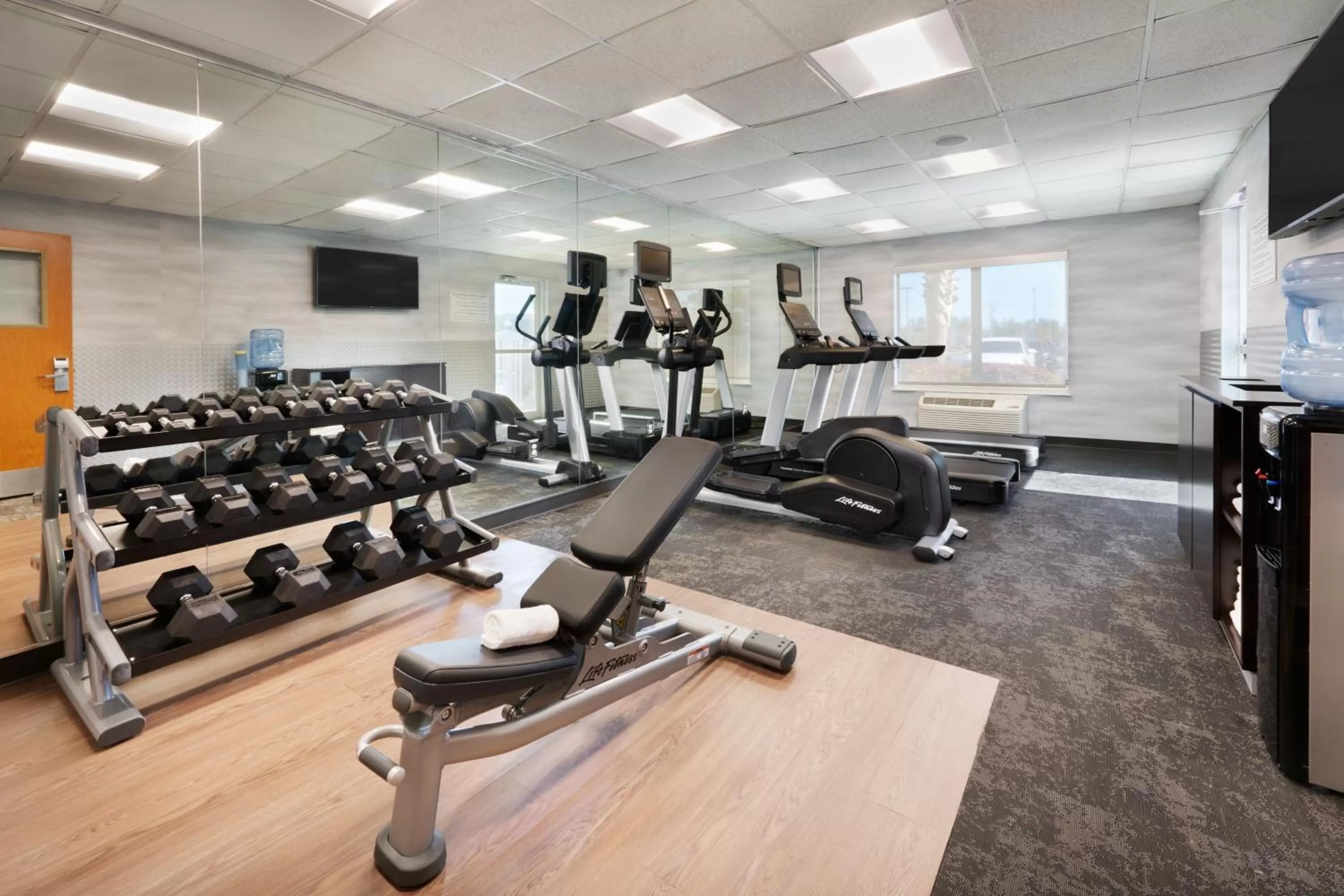 Fitness centre/facilities in Fairfield Inn & Suites By Marriott Hinesville Fort Stewart