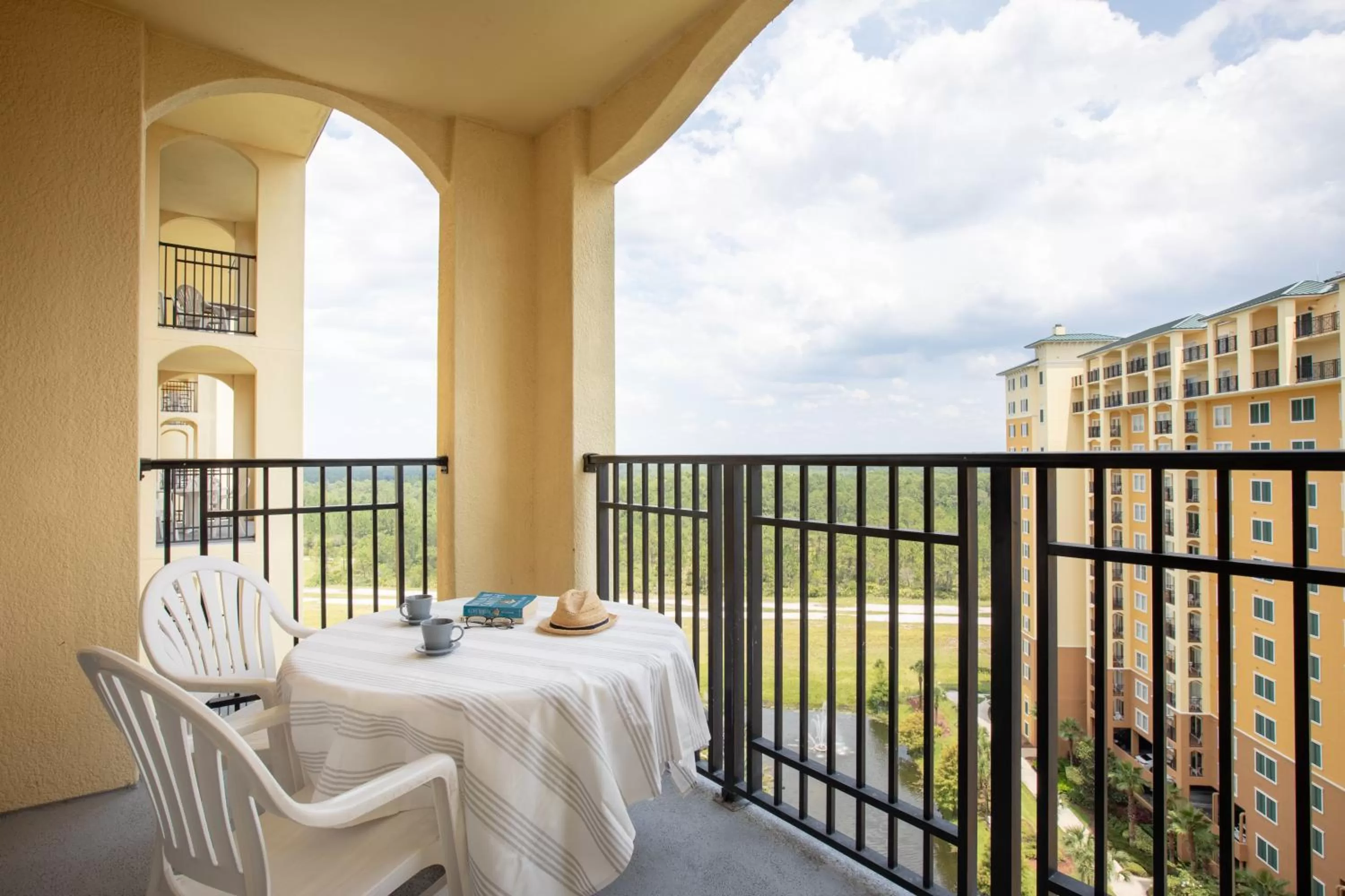 Balcony/Terrace in Lake Buena Vista Resort Village and Spa, Near Disney