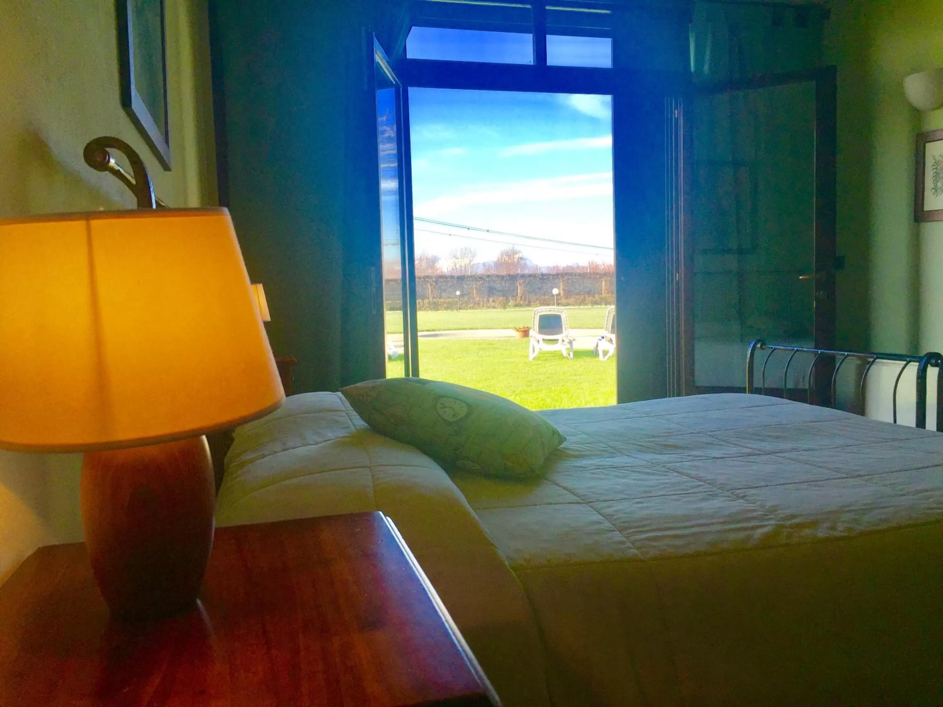 Bedroom in Albergo Cosmera