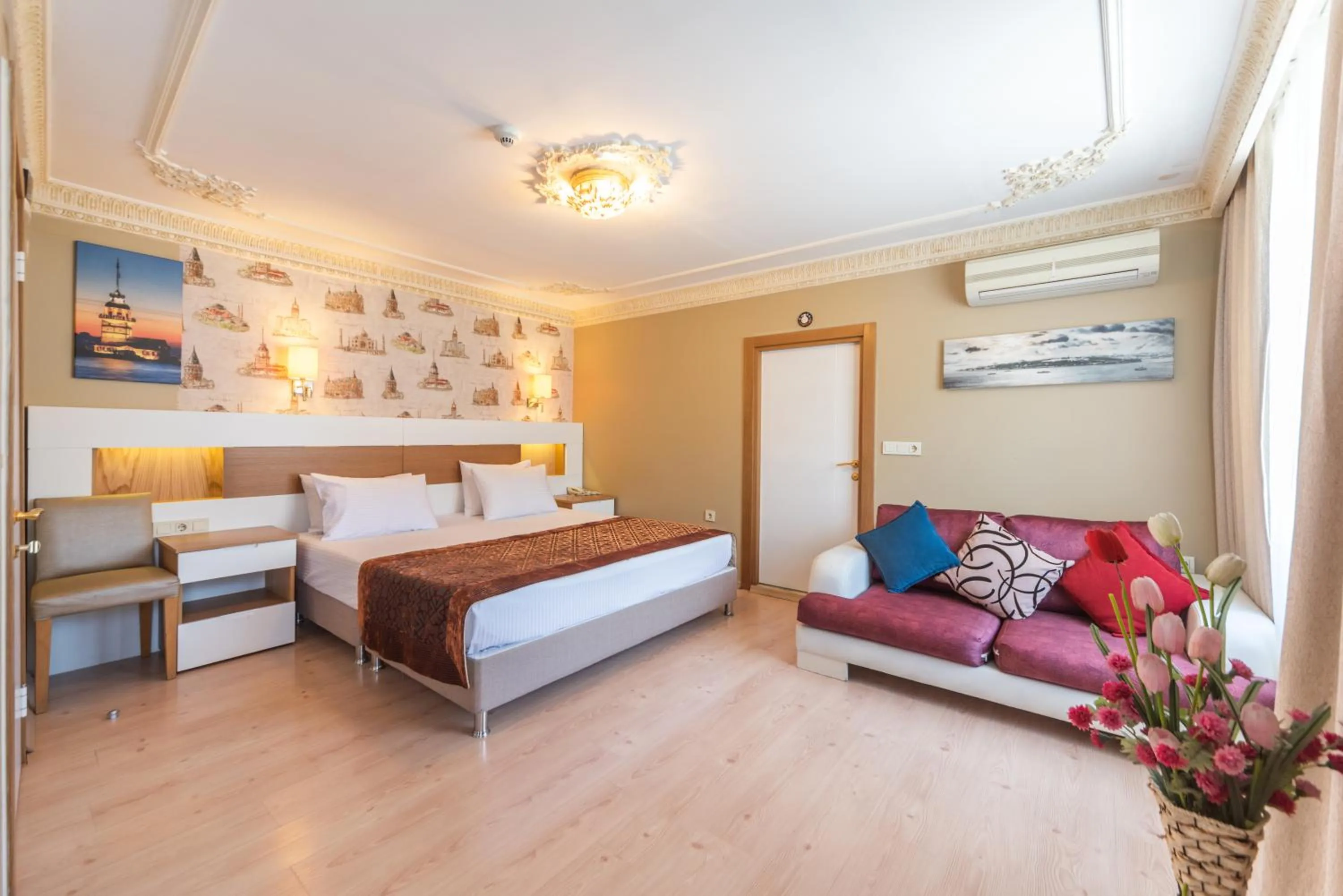 Bed in Tayahatun Hotel