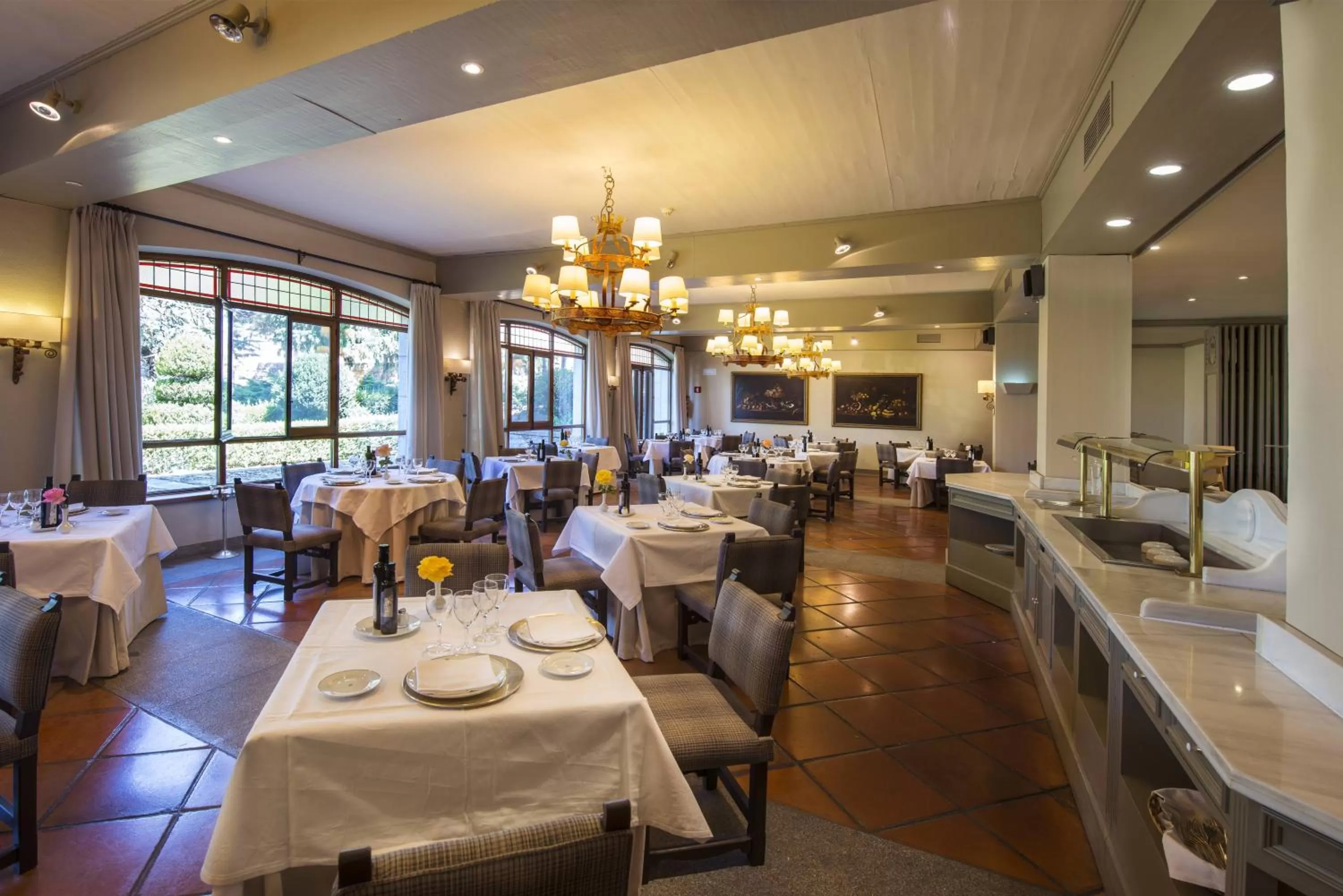 Restaurant/places to eat in Parador de Ávila