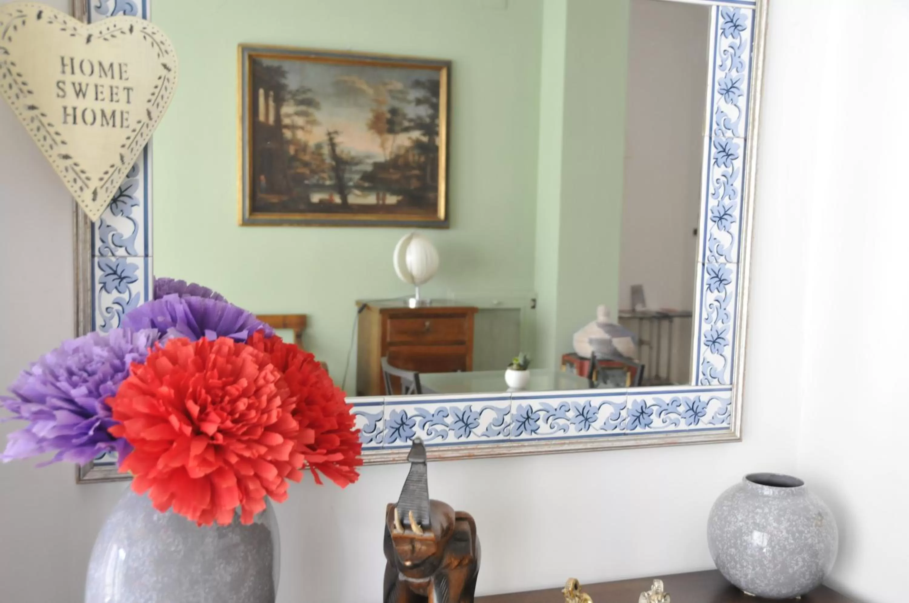 Decorative detail in Sweet Home Parioli