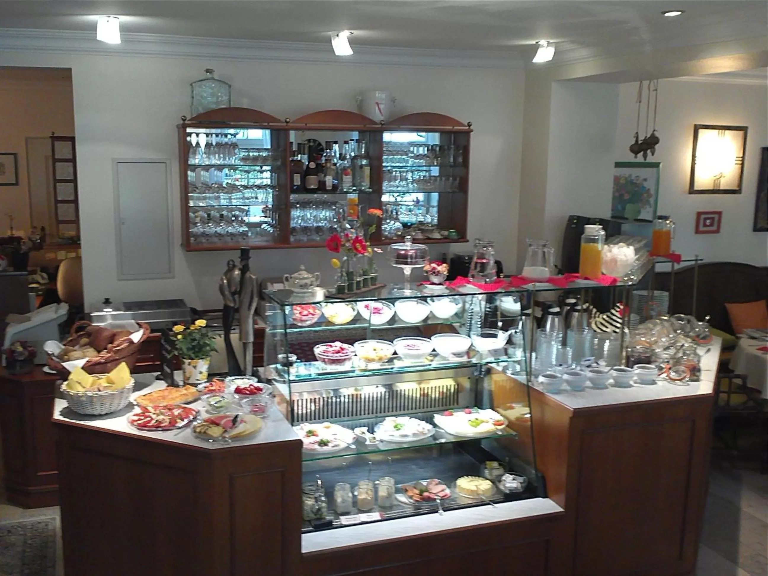 Food and drinks in Hotel St. Georg Garni