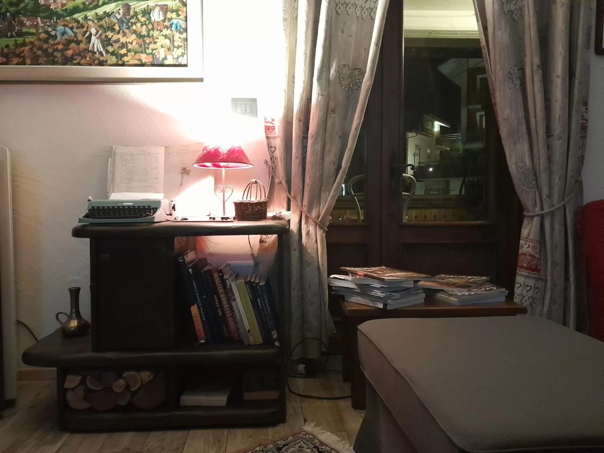 Area and facilities, Bed in Hotel Astoria